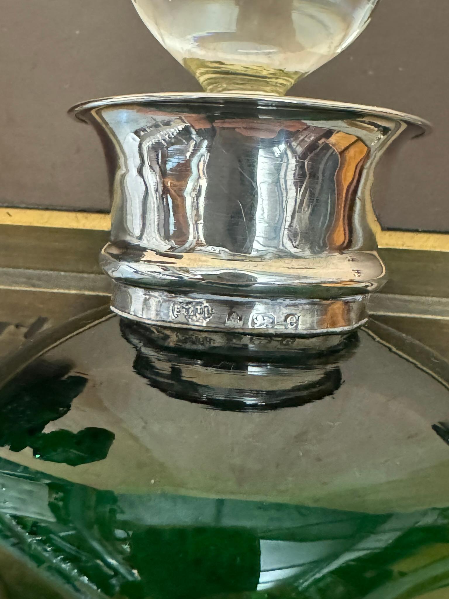 FINE 1904 ANTIQUE GREEN WINE PORT SPIRIT DECANTER WiTH STERLING SILVER COLLAR For Sale 2