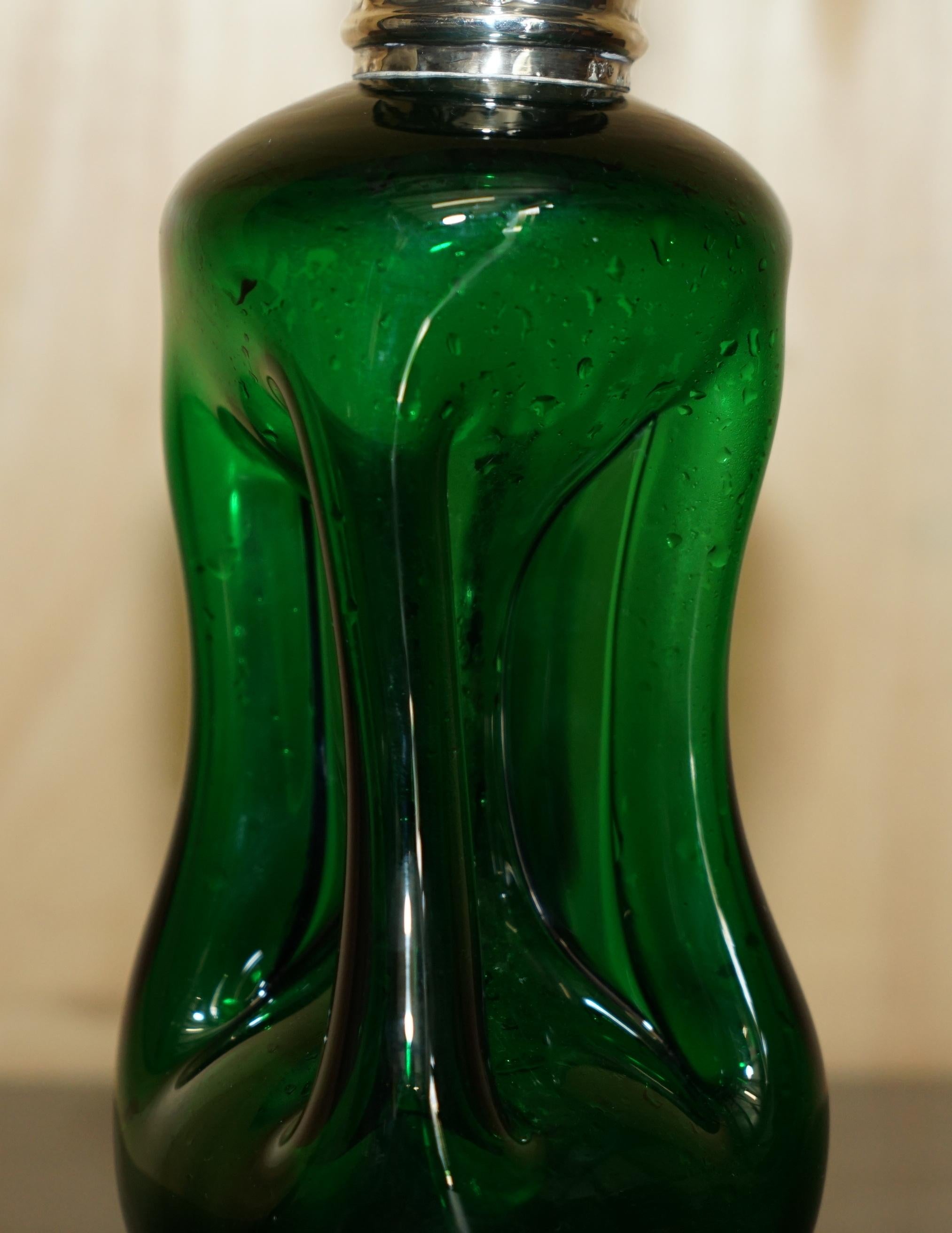 Edwardian FINE 1904 ANTIQUE GREEN WINE PORT SPIRIT DECANTER WiTH STERLING SILVER COLLAR For Sale