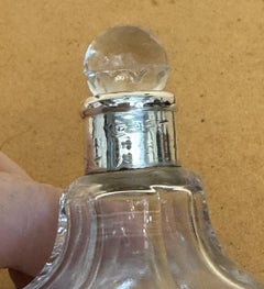 FINE 1929 ART DECO ANTIQUE STERLING SiLVER PERFUME BOTTLE IN CUT GLASS CRYSTAL