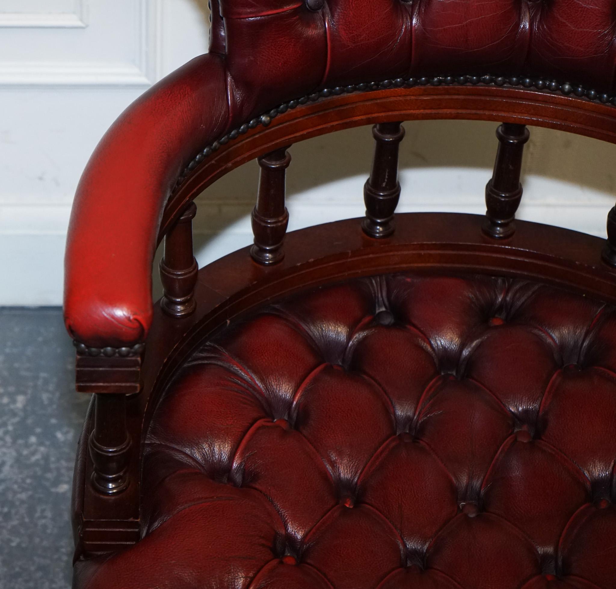 Pelle FINE PORTADOCUMENTI IN PELLE CHESTERFIELD DEGLI ANNI '50 in vendita