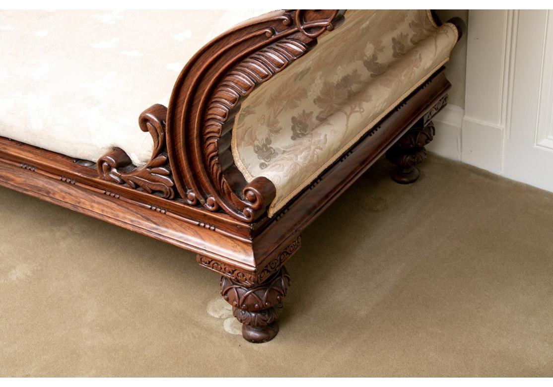 Anglo-indisches geschnitztes Rosenholz-Sofa/Tagesbett aus dem 19. Jahrhundert im Angebot 8