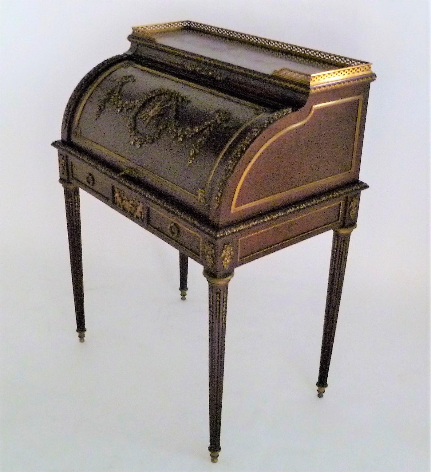 French Fine 19th Century François Linke Bronze Mounted Bureau a Cylindre Roll Top Desk For Sale