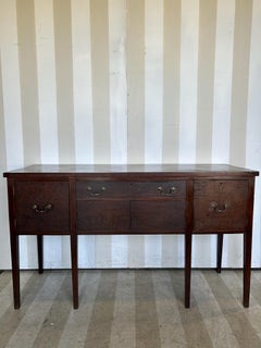 Fine 19th century American federal period mahogany sideboard