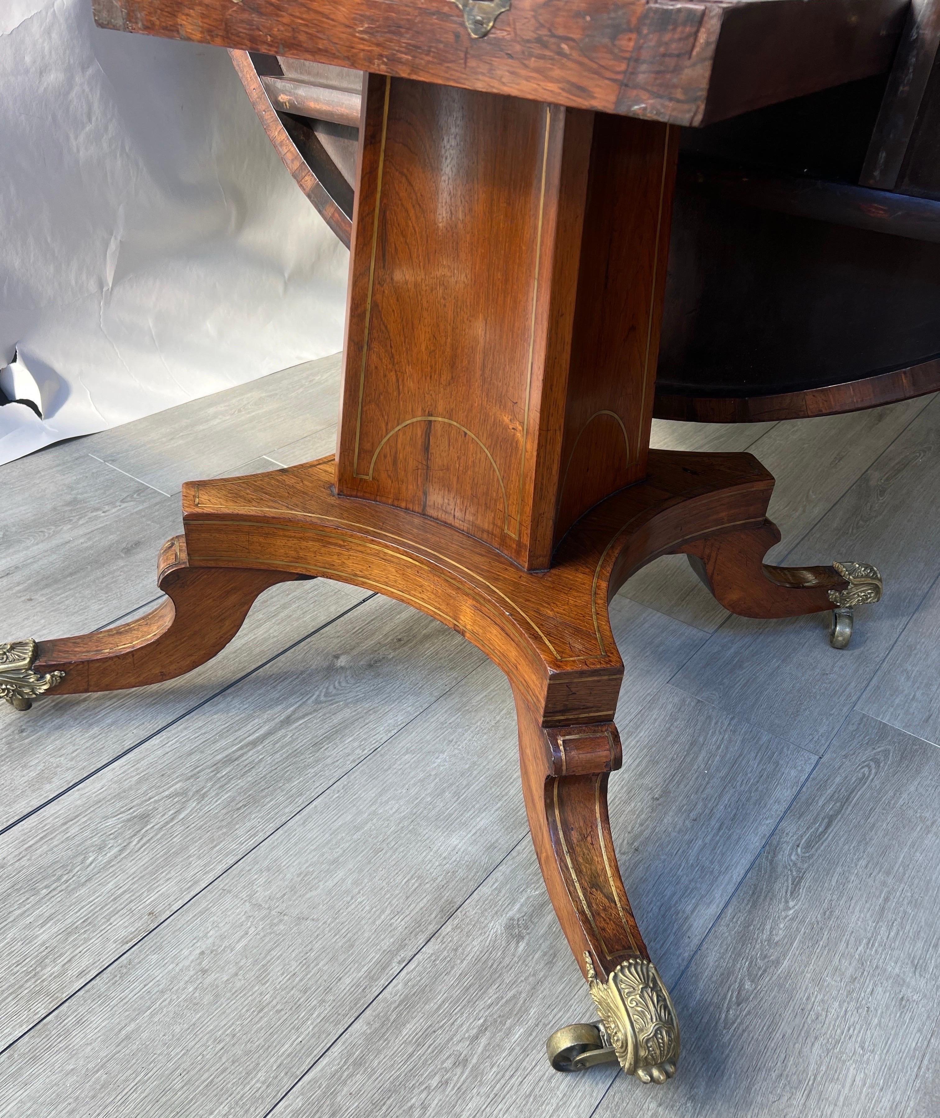 Fine 19th century brass inlaid rosewood English Regency period center table   For Sale 6
