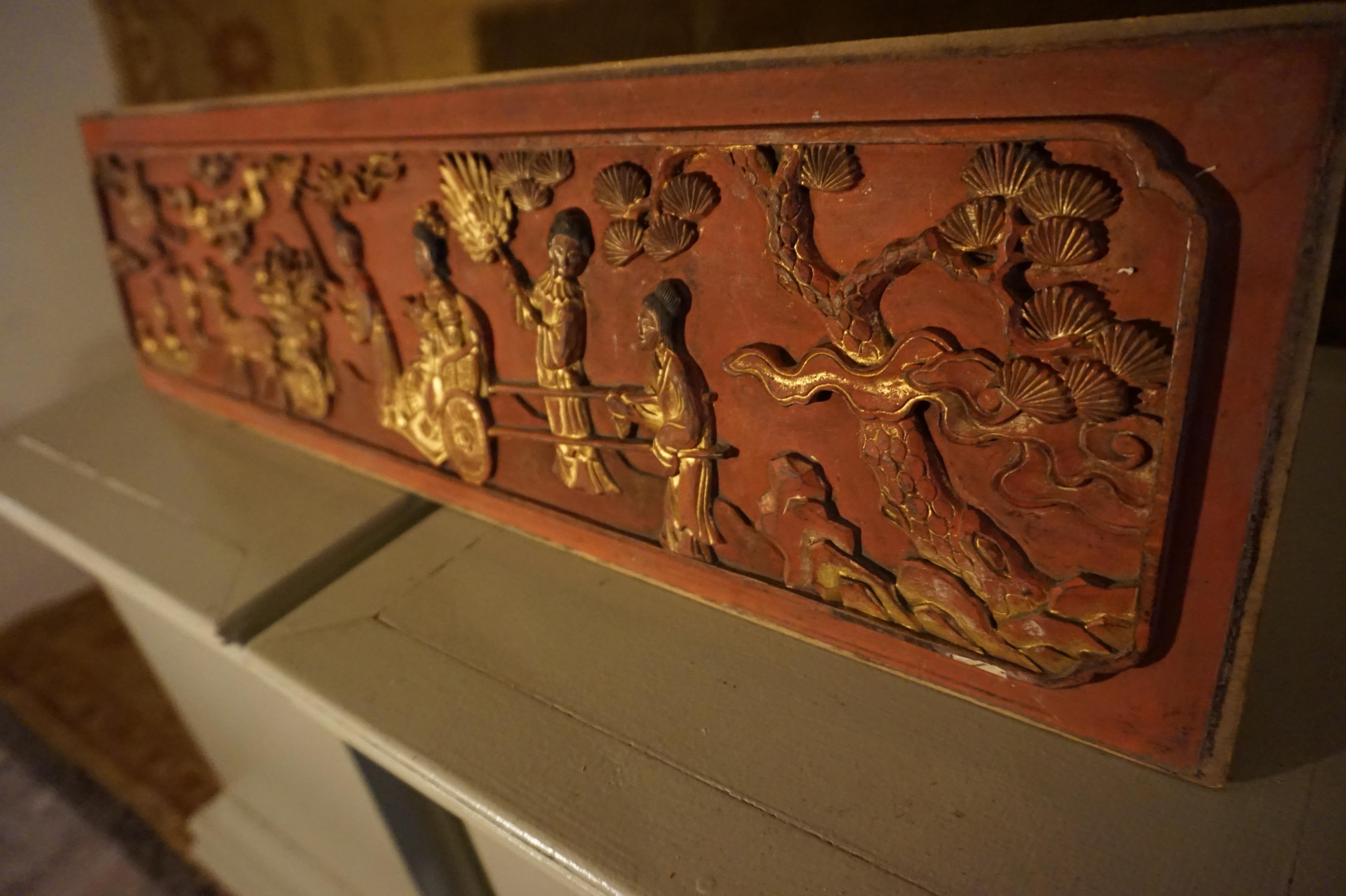 Wood Fine 19th Century Carved Chinese Gilded Wall Plaque Panel