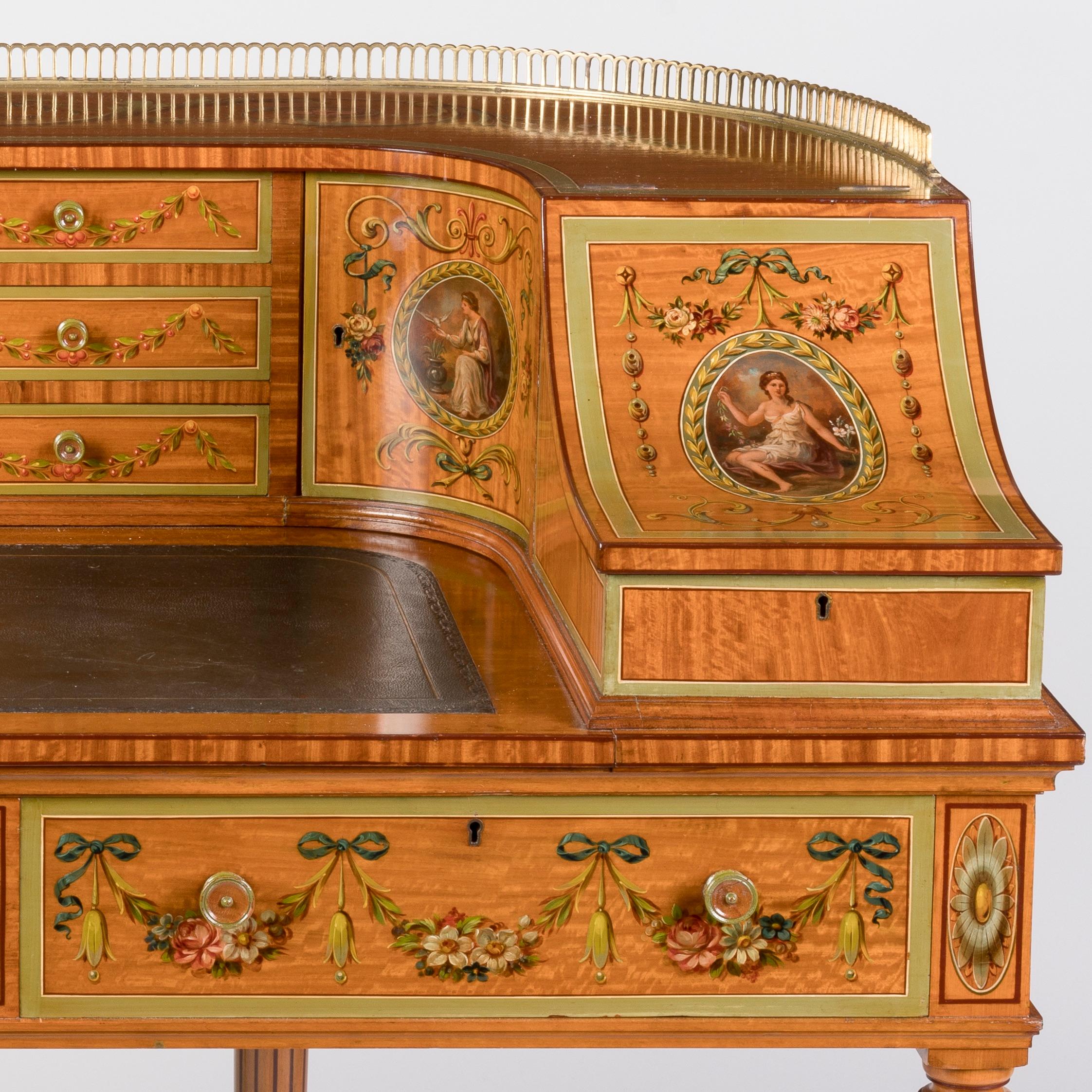 Fino escritorio inglés del siglo XIX pintado a mano en madera satinada 