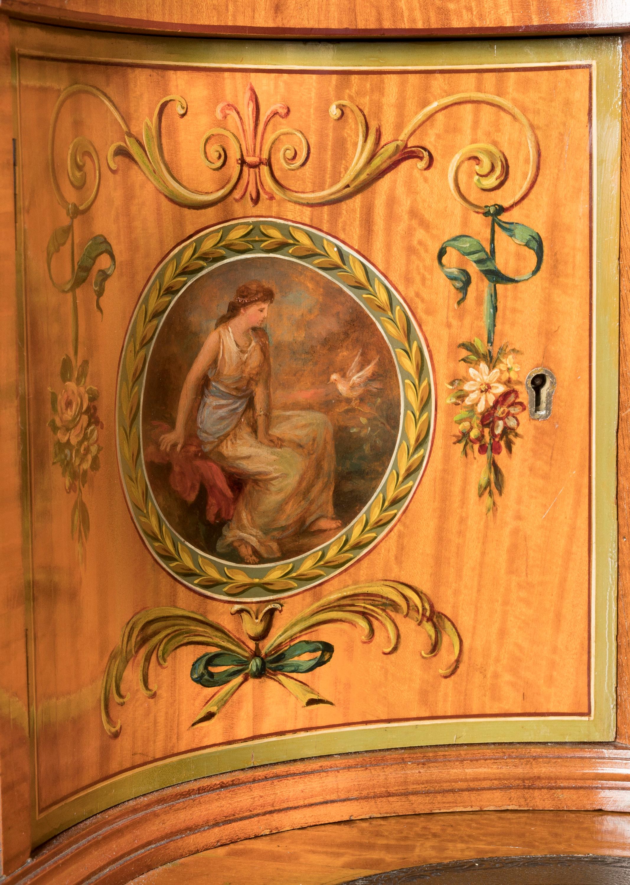 Fino escritorio inglés del siglo XIX pintado a mano en madera satinada 