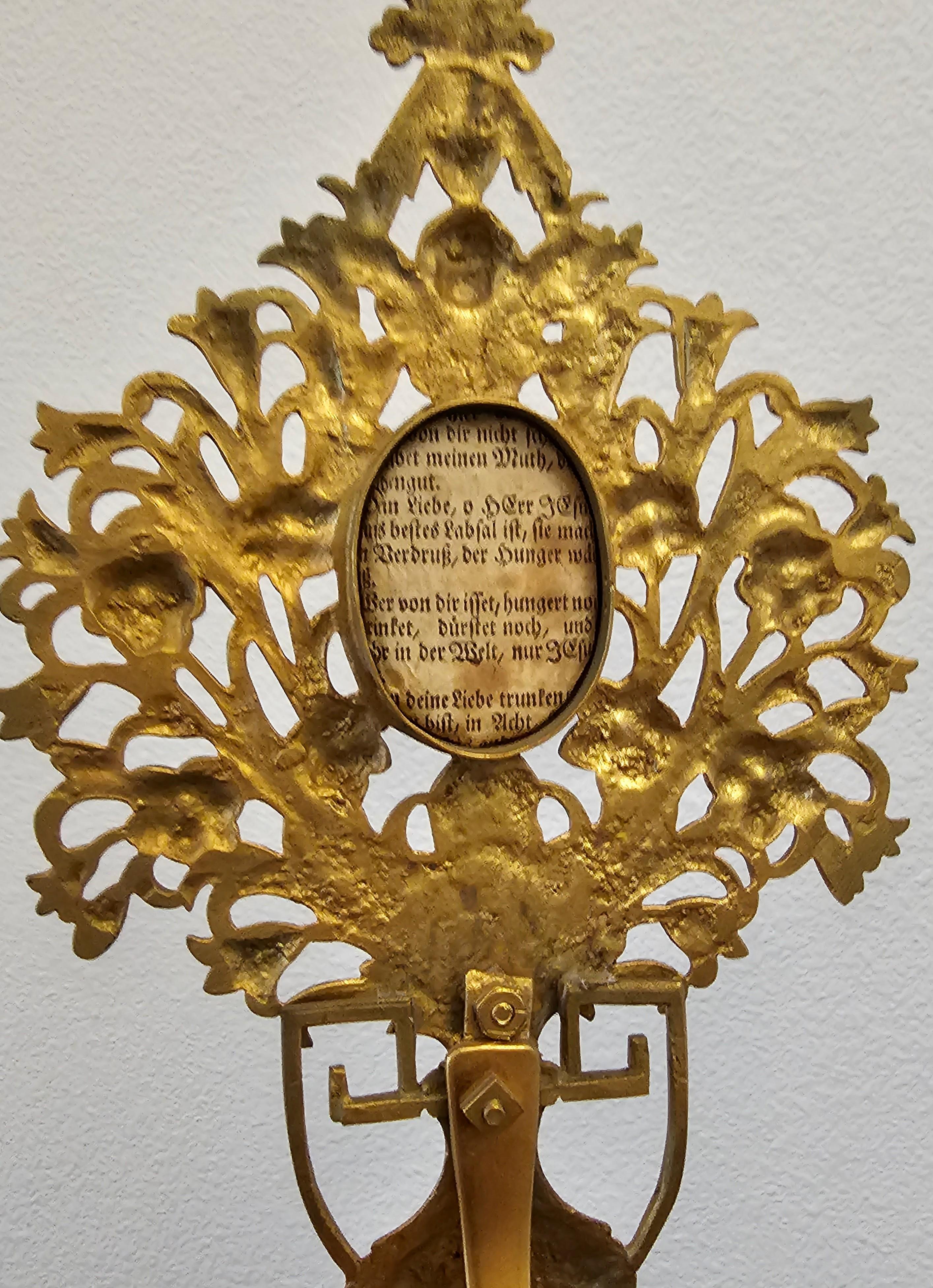Ostensoir Reliquaire en bronze doré et bronze ornemental du 19ème siècle en vente 8