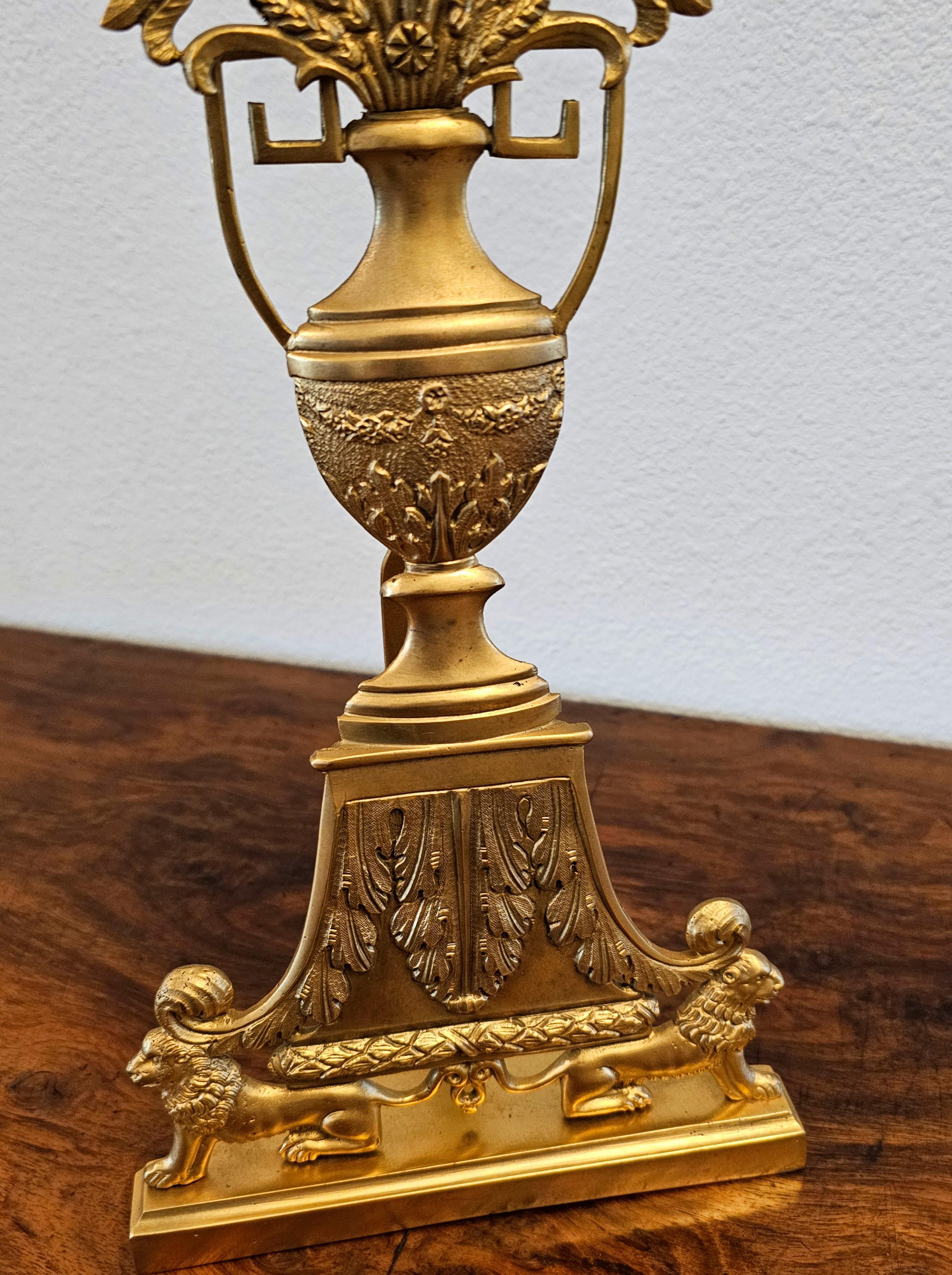 europäischer Monstrance-Reliquary aus vergoldeter Bronze des 19. Jahrhunderts im Angebot 13