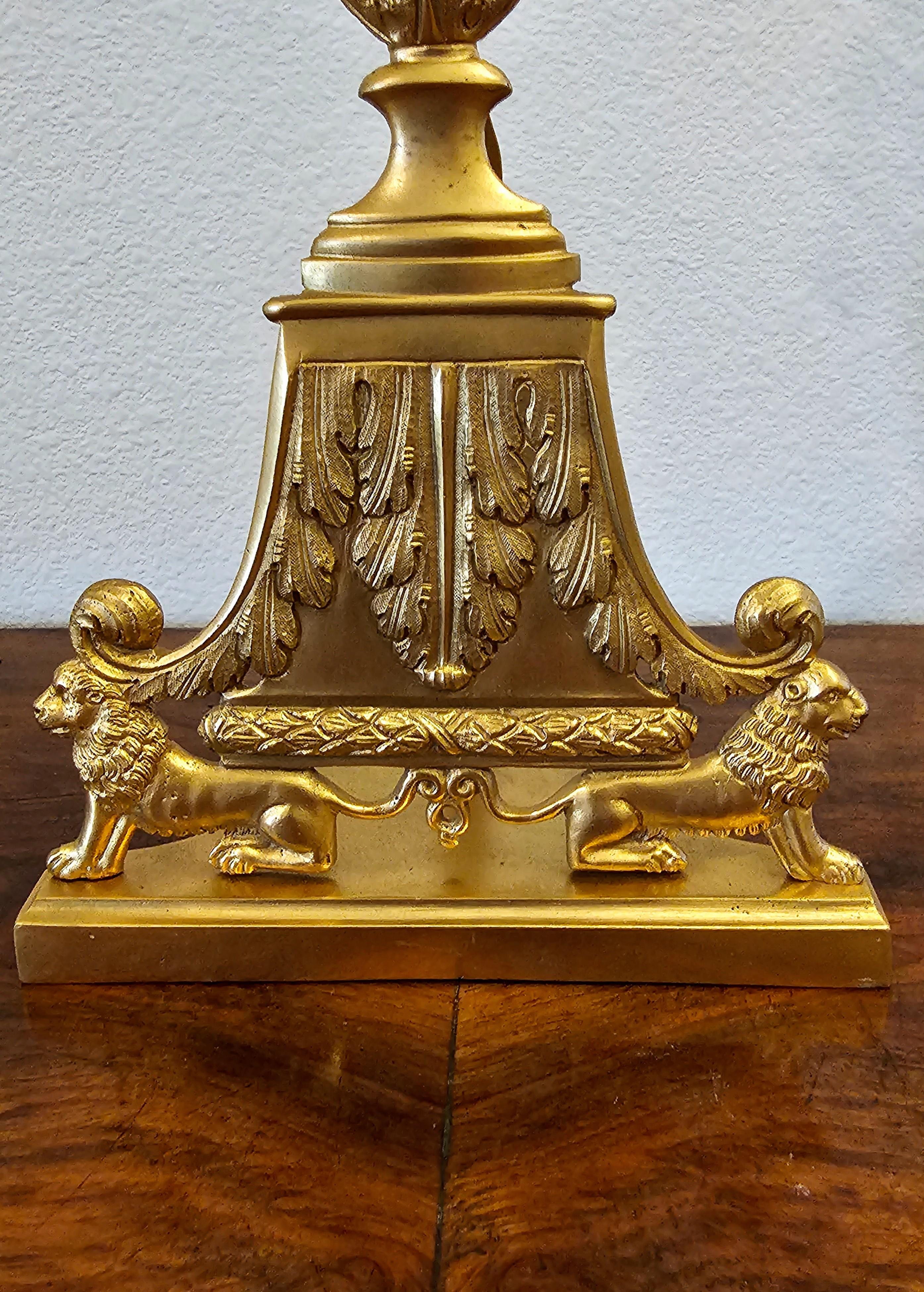 europäischer Monstrance-Reliquary aus vergoldeter Bronze des 19. Jahrhunderts (Europäisch) im Angebot
