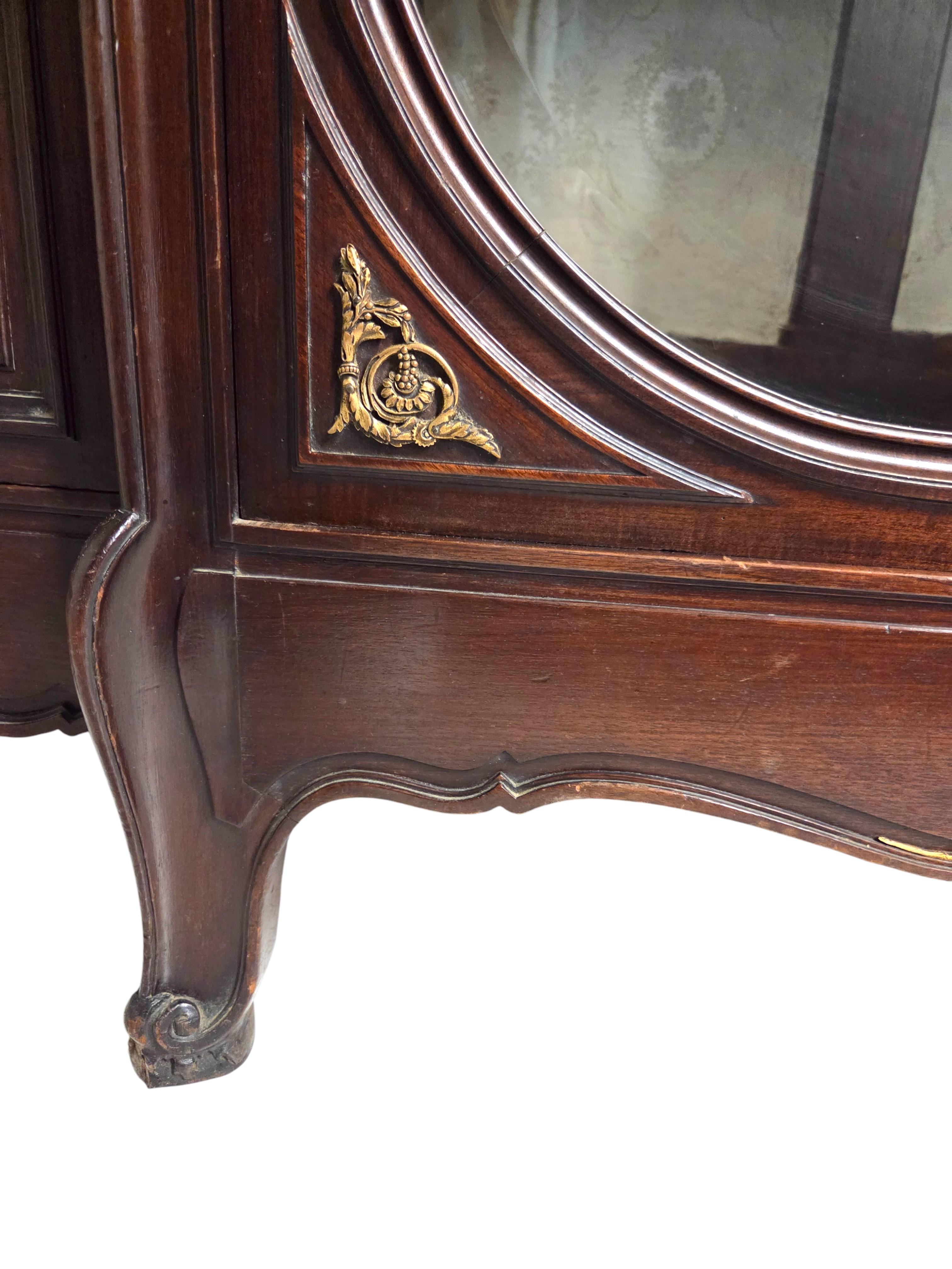 Bronzo Raffinata vetrinetta francese del XIX secolo montata su bronzo / vitrine Henri Dasson in vendita