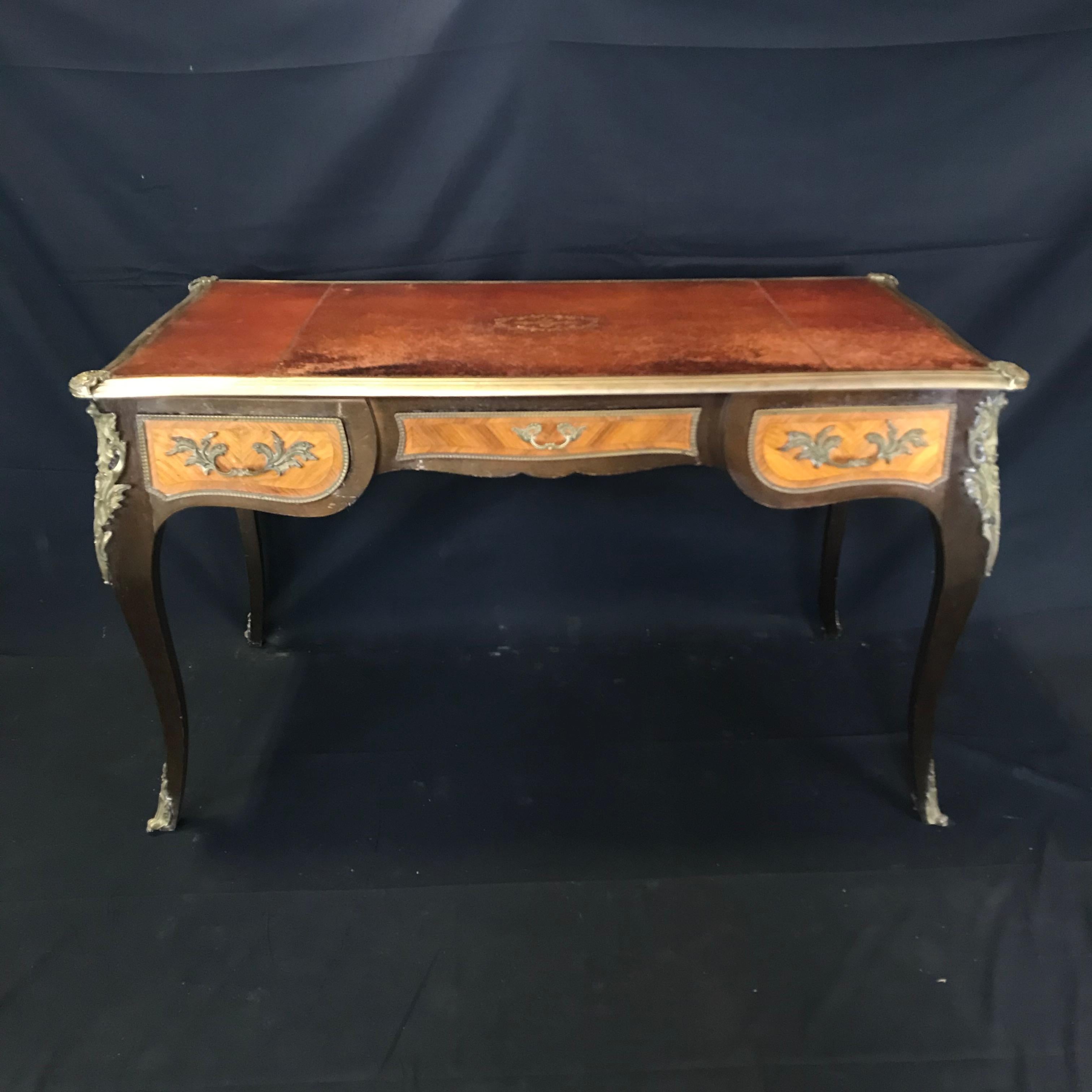 Fine 19th Century French Louis XV Bronze Mounted Kingwood & Walnut Writing Desk For Sale 15