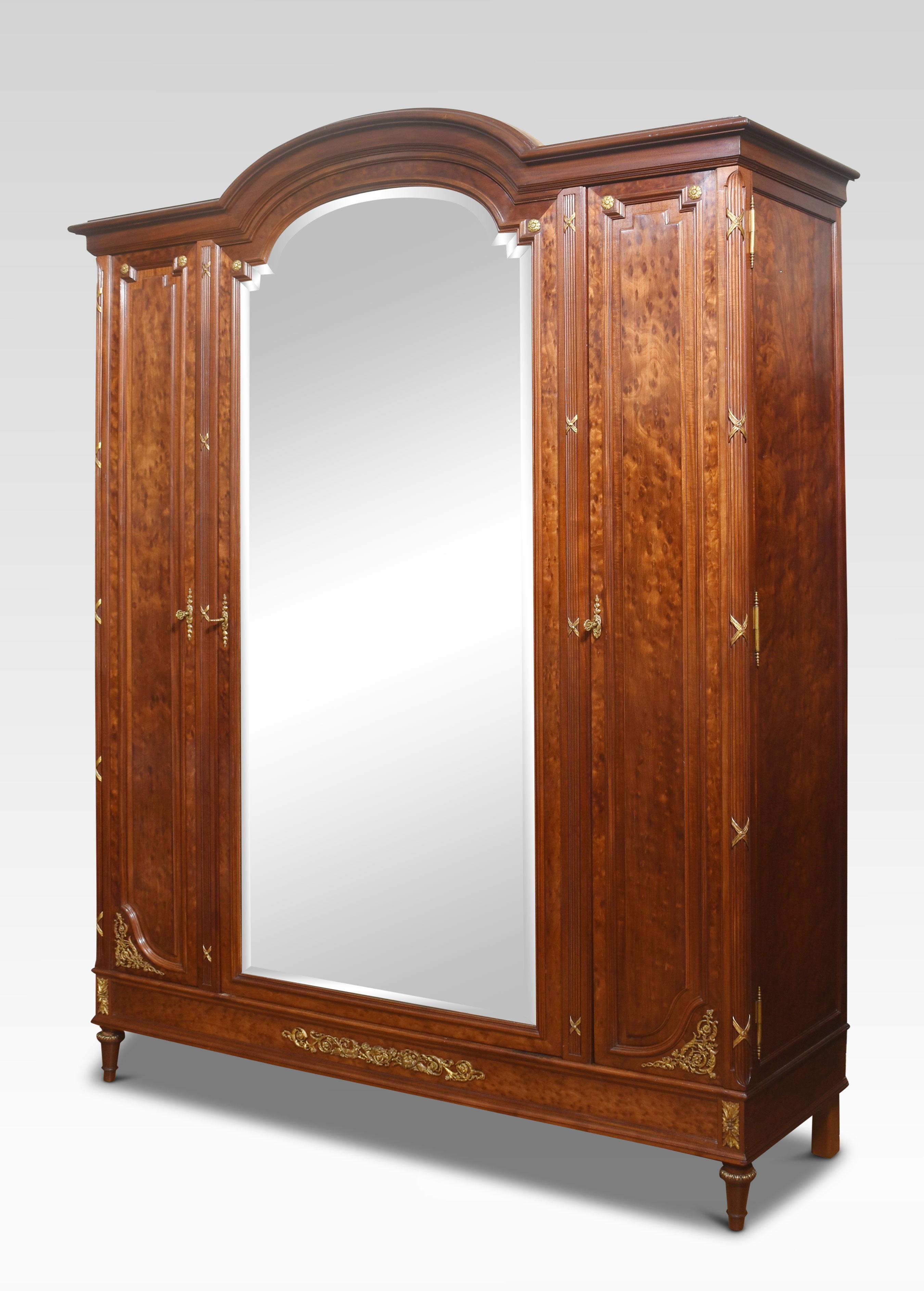 Fine 19th Century French Louis XVI Mahogany and Gilt Bronze Armoire For Sale 8