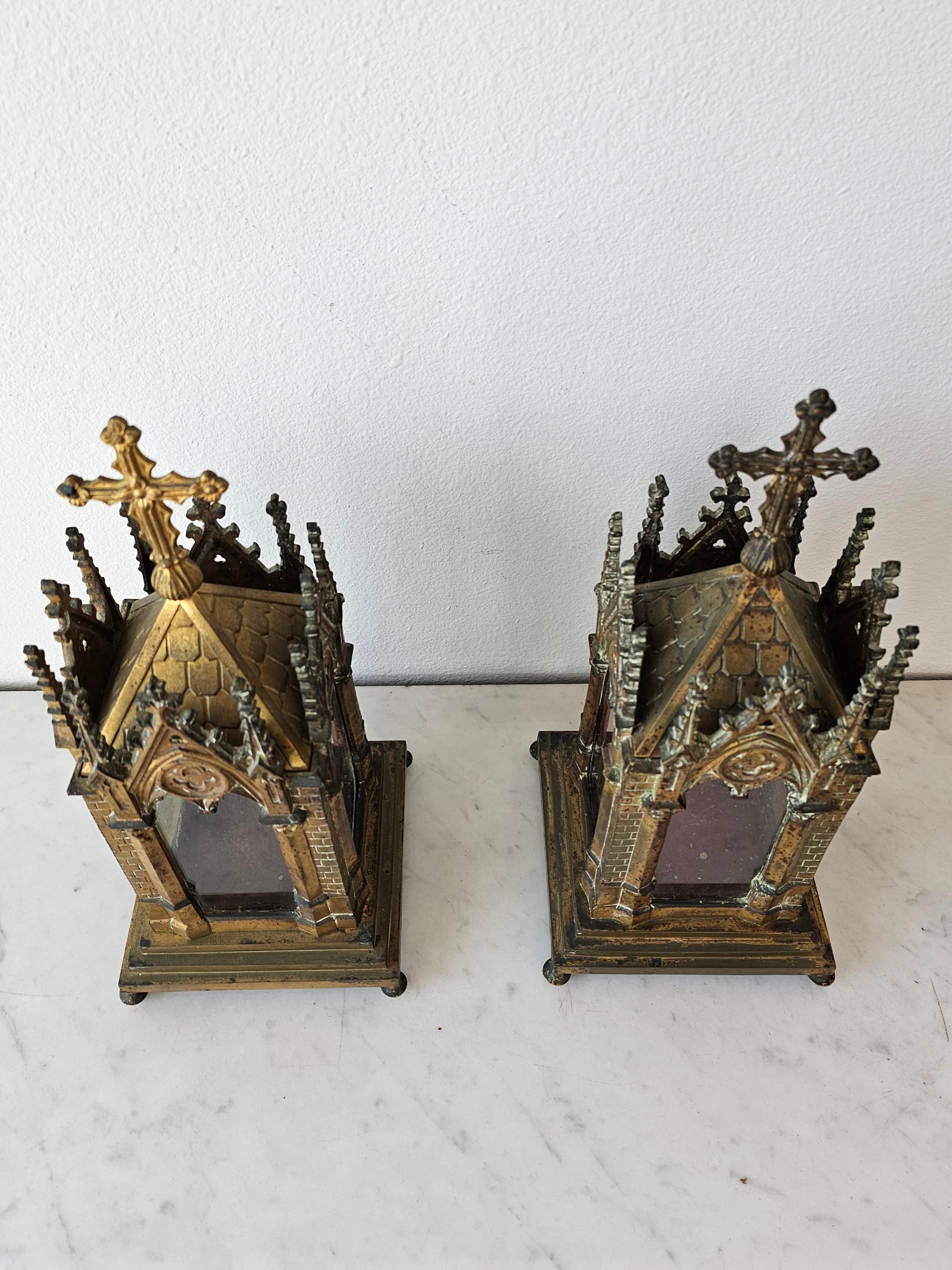 Fine 19th Century French Neo-Gothic Gilt Metal Cathedral Church Reliquary Pair For Sale 6