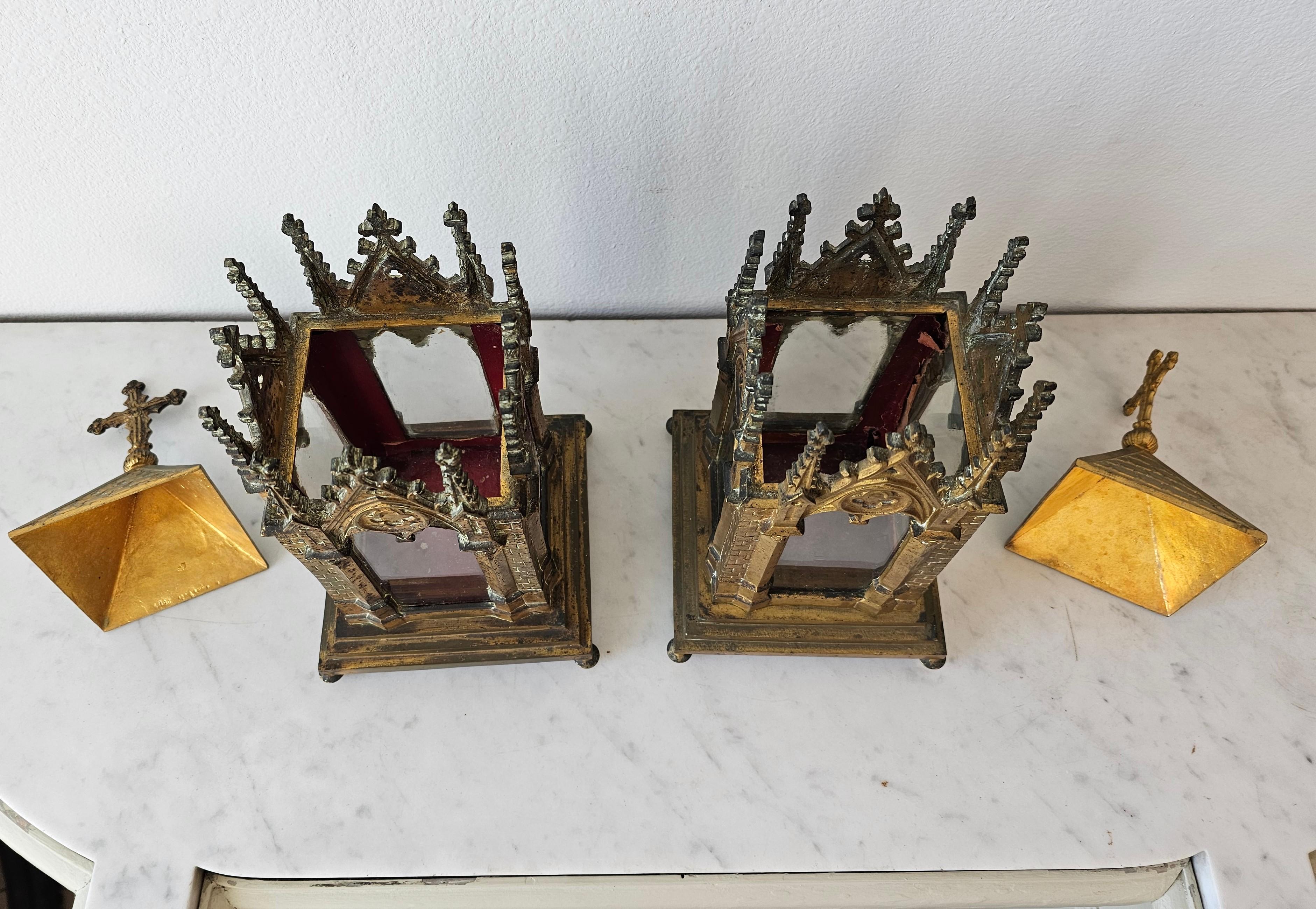 Fine 19th Century French Neo-Gothic Gilt Metal Cathedral Church Reliquary Pair For Sale 8