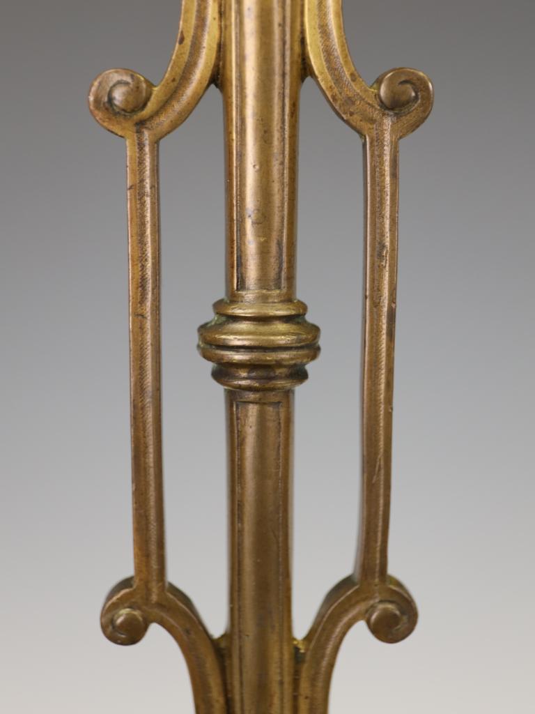 Fino candelabro francés de ormolina del siglo XIX, circa 1870 en venta 7