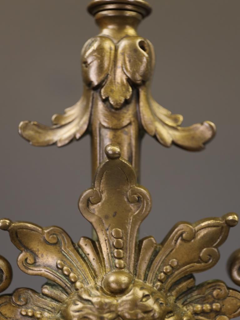 Fino candelabro francés de ormolina del siglo XIX, circa 1870 en venta 4