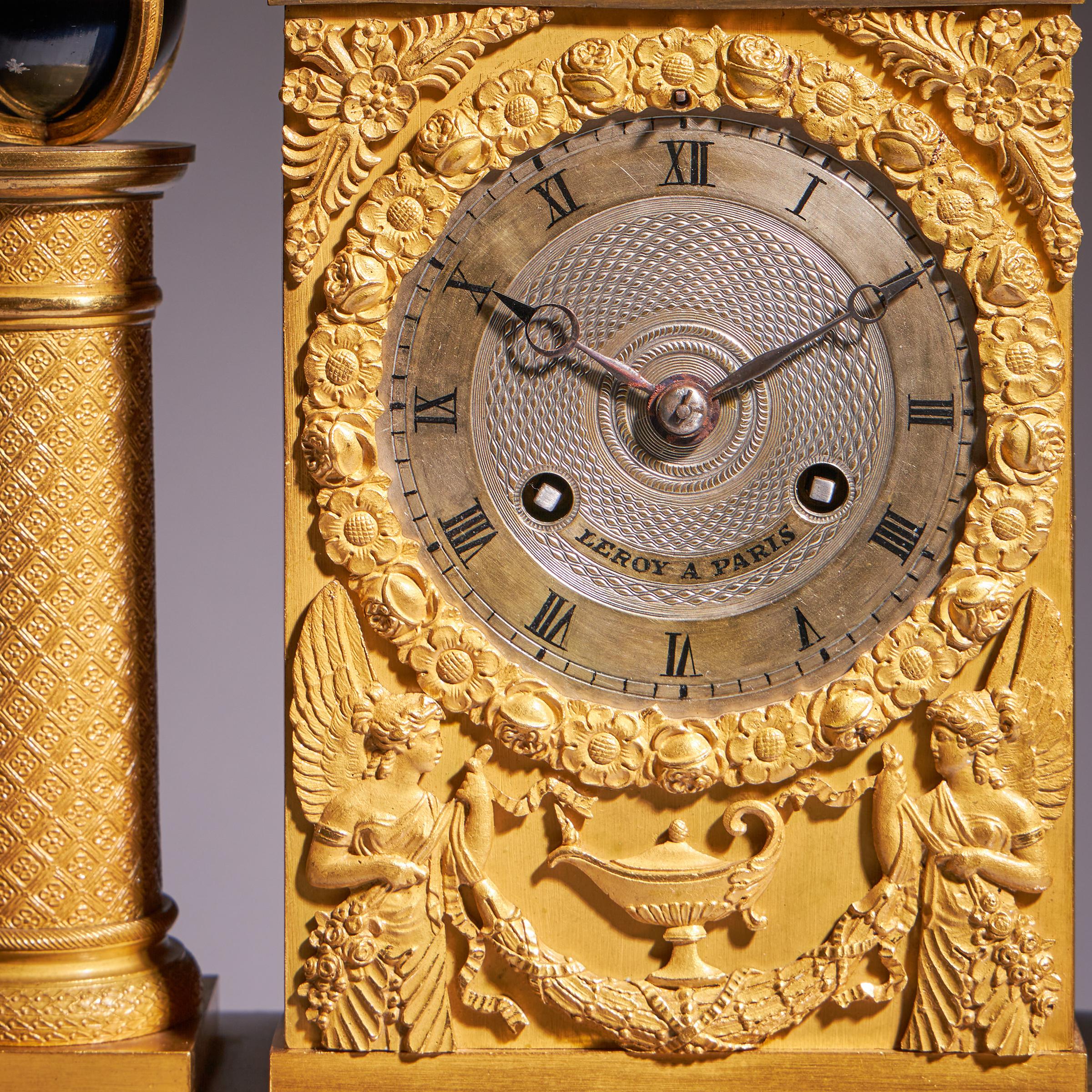 Brass Fine 19th century French ormolu mantel clock (pendule) by Leroy a Paris, c. 1825 For Sale