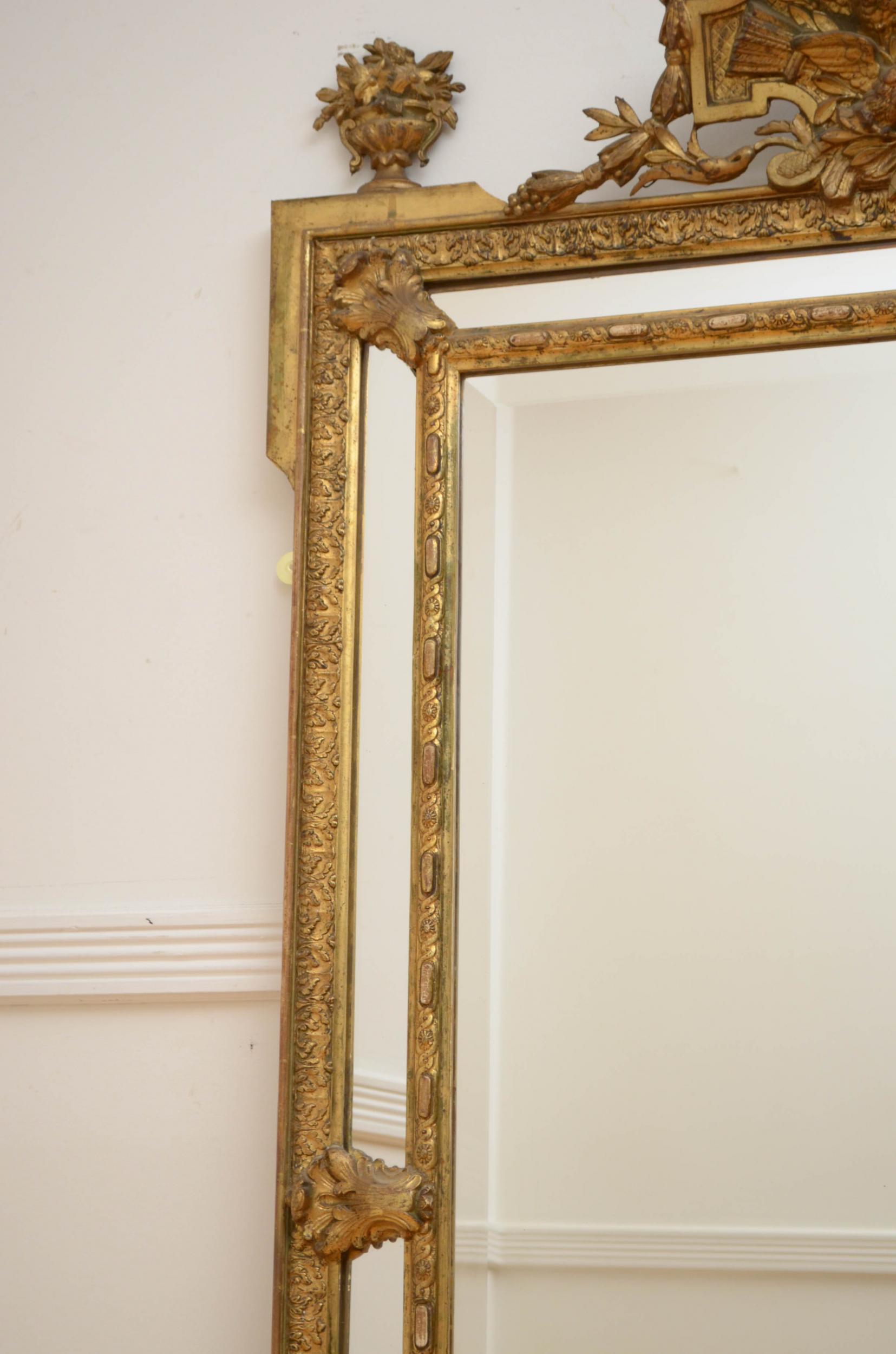 French Fine 19th Century Gilded Wall Mirror For Sale