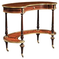 Table en forme de rein en marqueterie Gillows et bronze doré du XIXe siècle