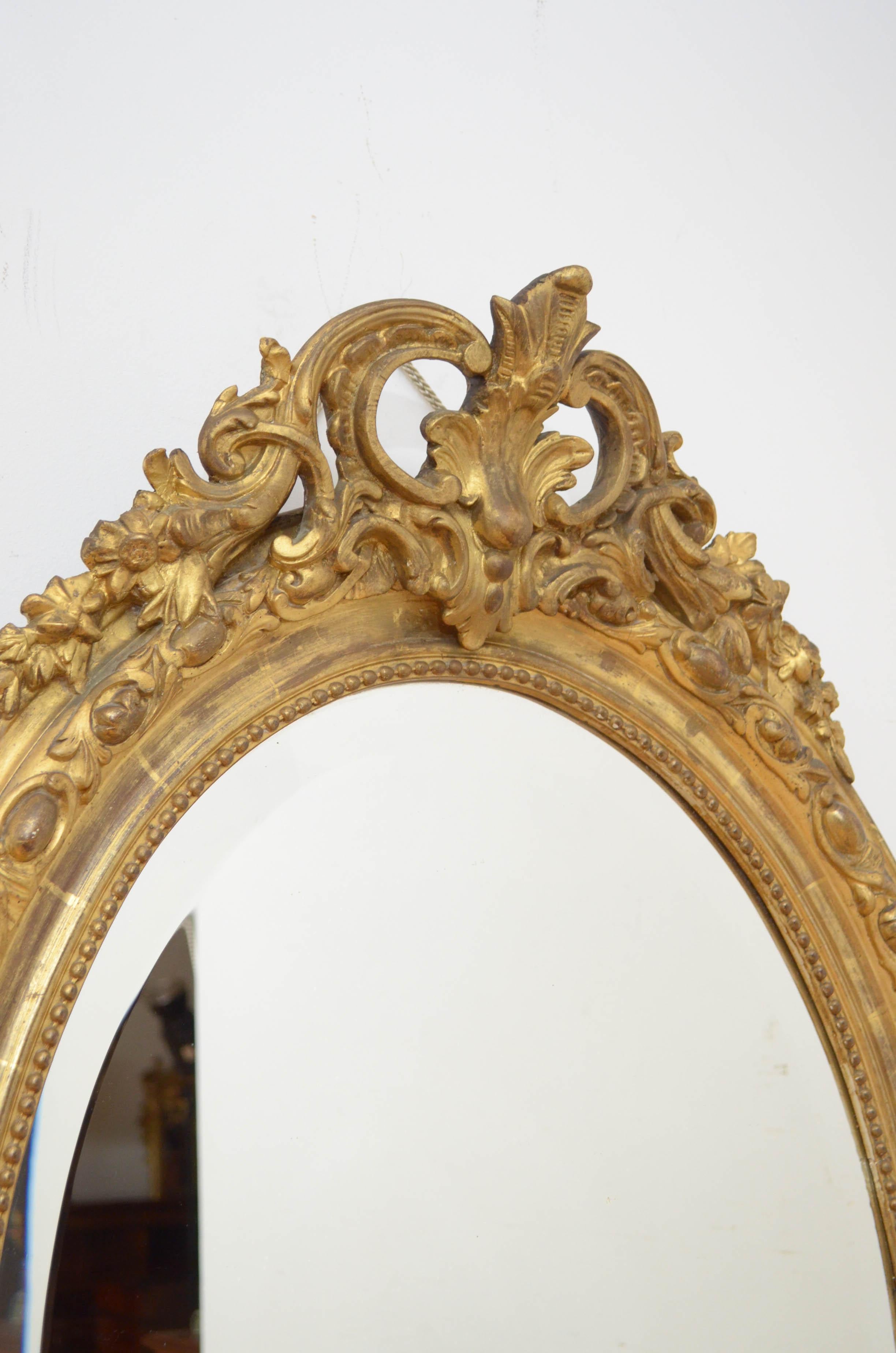 Fine 19th Century Giltwood Wall Mirror For Sale 3
