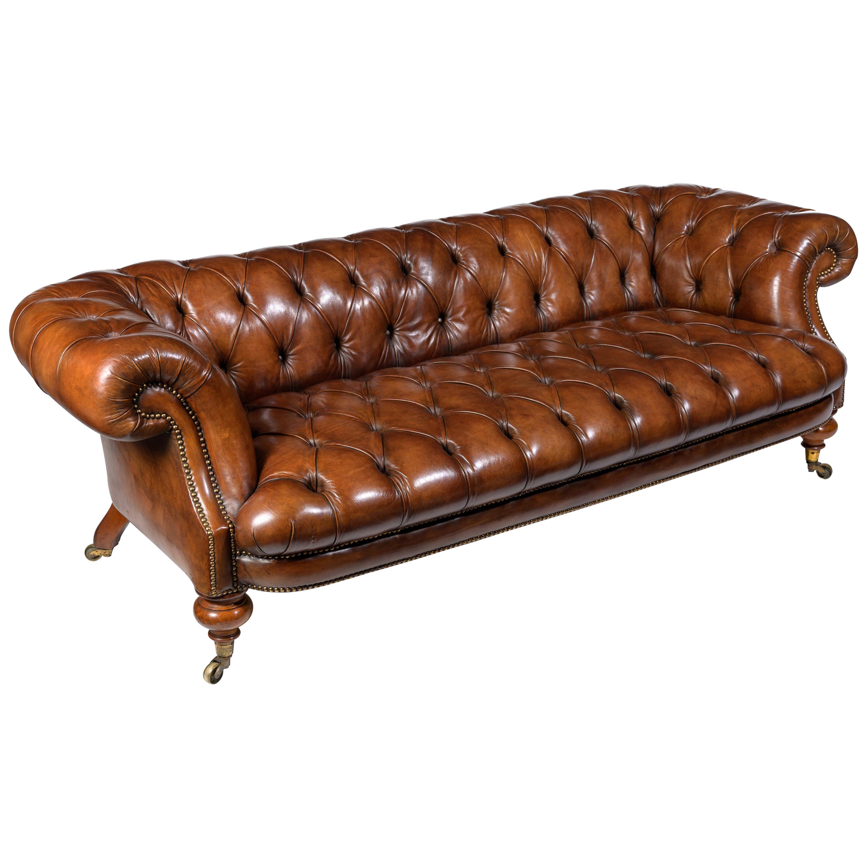 Fine 19th Century Johnstone & Jeanes Walnut Leather Upholstered Chesterfield 