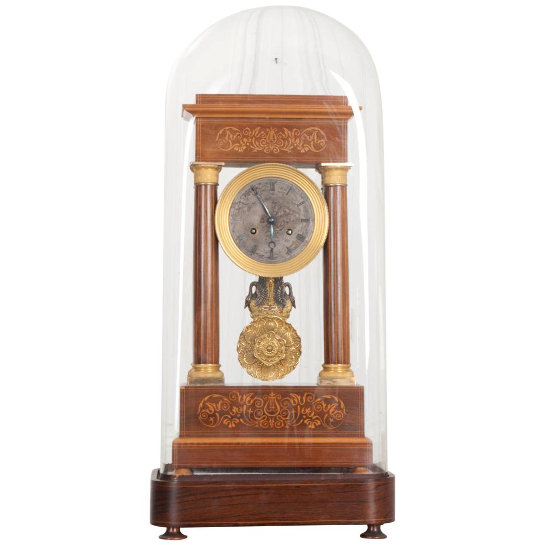 Portico-Uhr aus Seidenholz mit Intarsien aus dem 19. Jahrhundert und vergoldeter Bronze