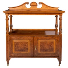 Feiner Beistellschrank aus Eiche des 19. Jahrhunderts von Thomas Edwards & Sons, England um 1880