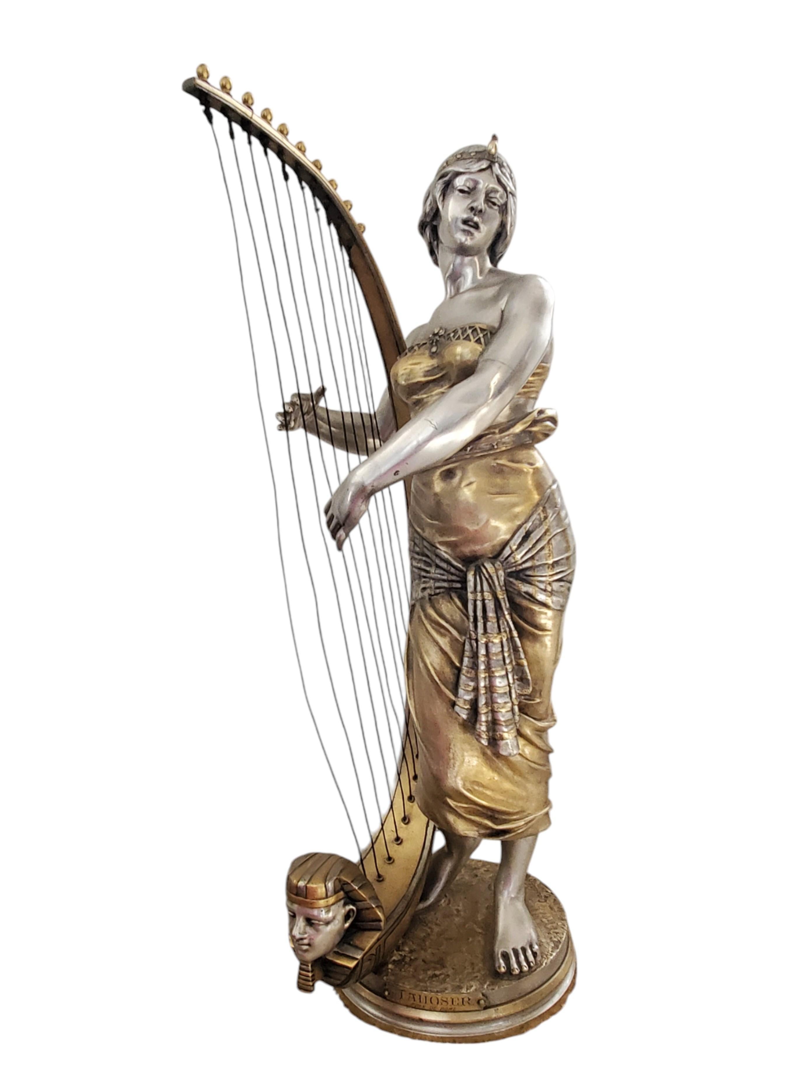 Fino paquete del siglo XIX dorado, bronce plateado músico arpista femenino Coudray en venta 4