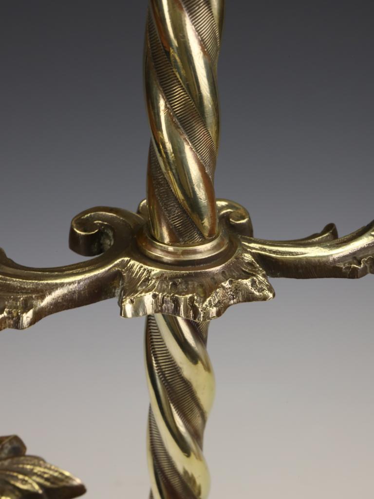 Raffinato bastone o bastone da camino in ottone del XIX secolo in stile Rococò Revival in vendita 6