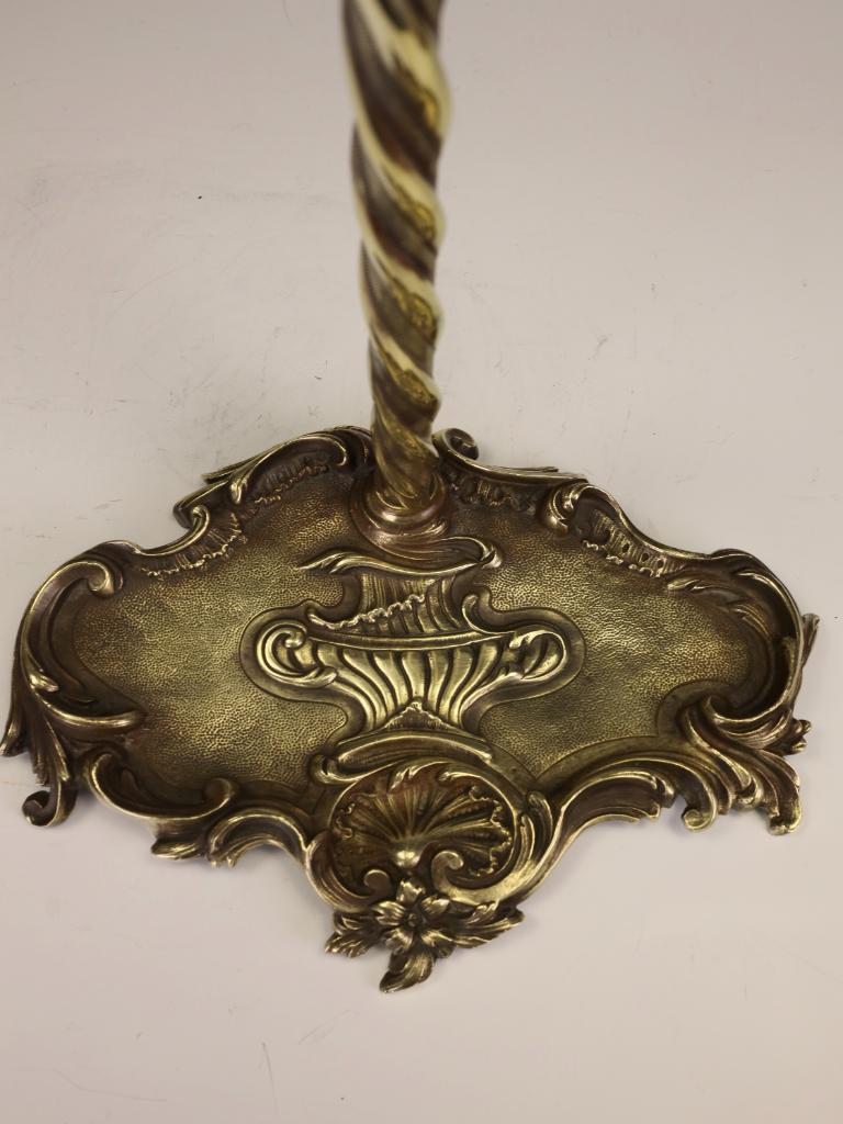 Raffinato bastone o bastone da camino in ottone del XIX secolo in stile Rococò Revival in vendita 11