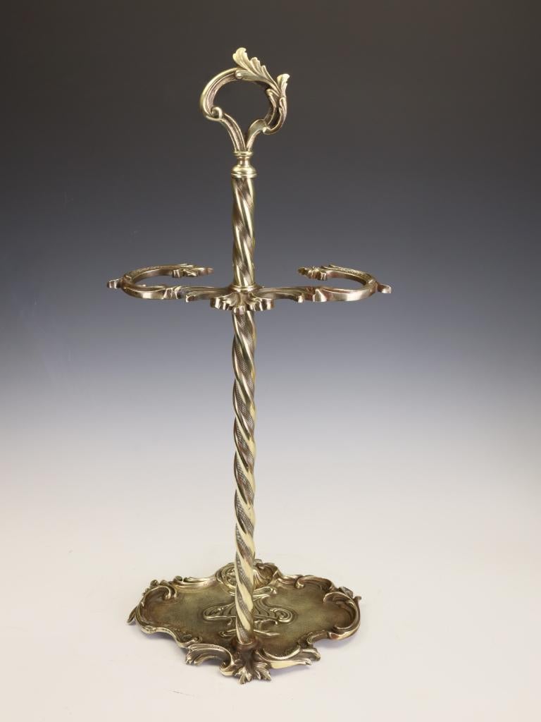 Raffinato bastone o bastone da camino in ottone del XIX secolo in stile Rococò Revival in vendita 2