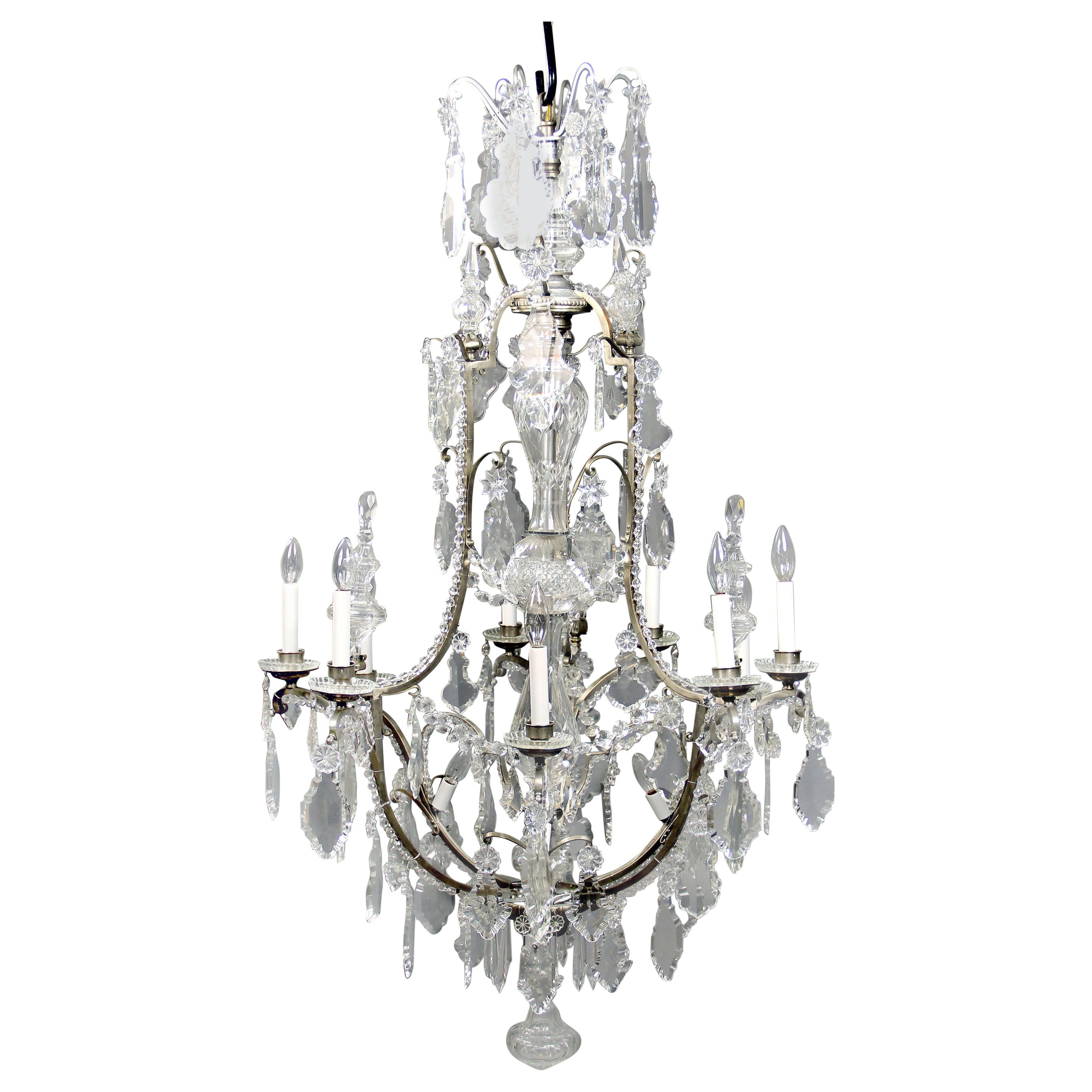 Fine 19th Century Silvered Bronze and Baccarat Crystal Twelve Light Chandelier For Sale