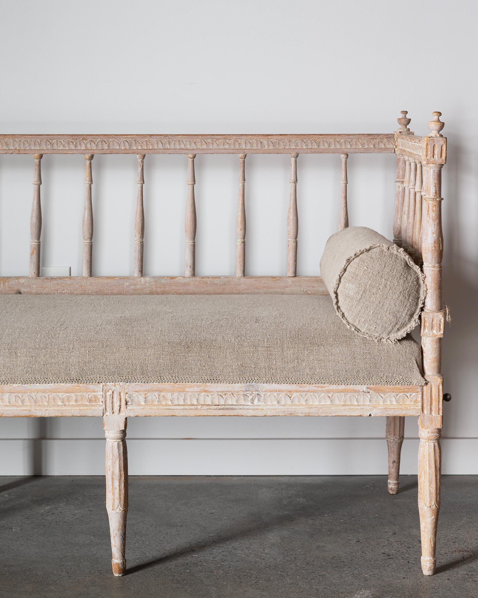 Schwedisches Gustavianisches Sofa aus dem 19. Jahrhundert  im Zustand „Gut“ im Angebot in Mjöhult, SE