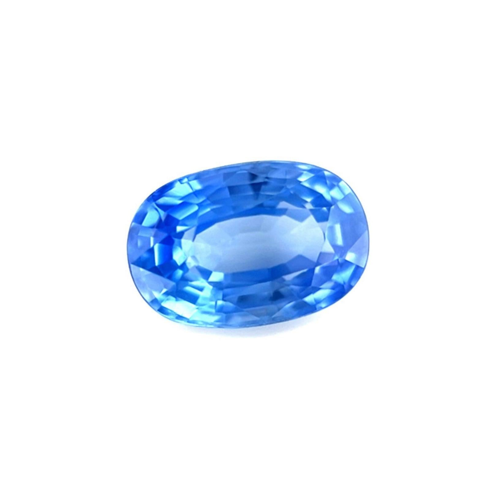 Zafiro de Ceilán fino 2,15ct Azul vivo talla oval Natural 8,7x5,9mm Gema suelta VVS

Piedra preciosa de zafiro de Ceilán de corte ovalado y color azul intenso.
Zafiro de 2,15 quilates de un bello y vivo color azul con una claridad excelente, una