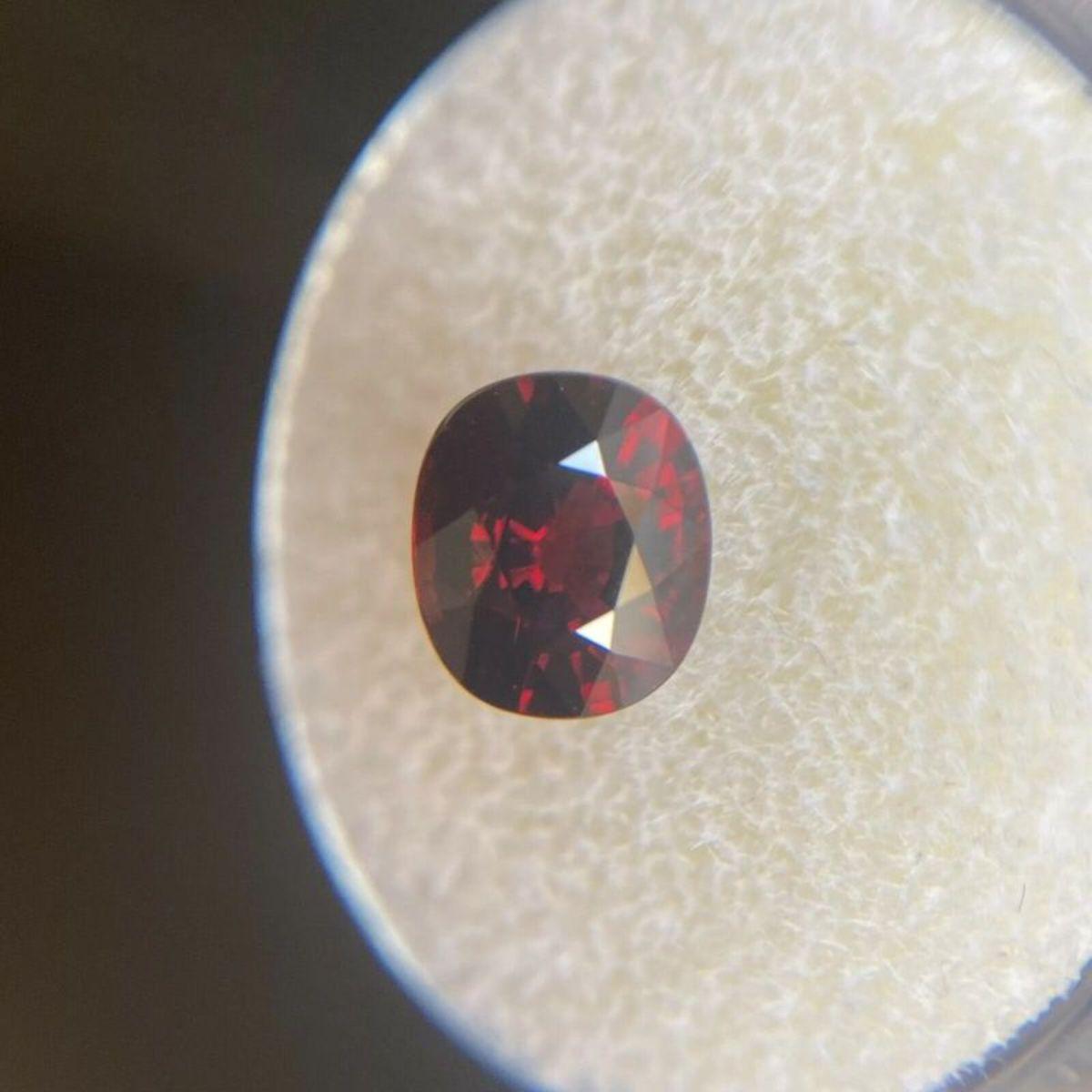 Fine 2.52ct Vivid Orange Red Spessartine Garnet Oval Cut Loose Gem For Sale 5