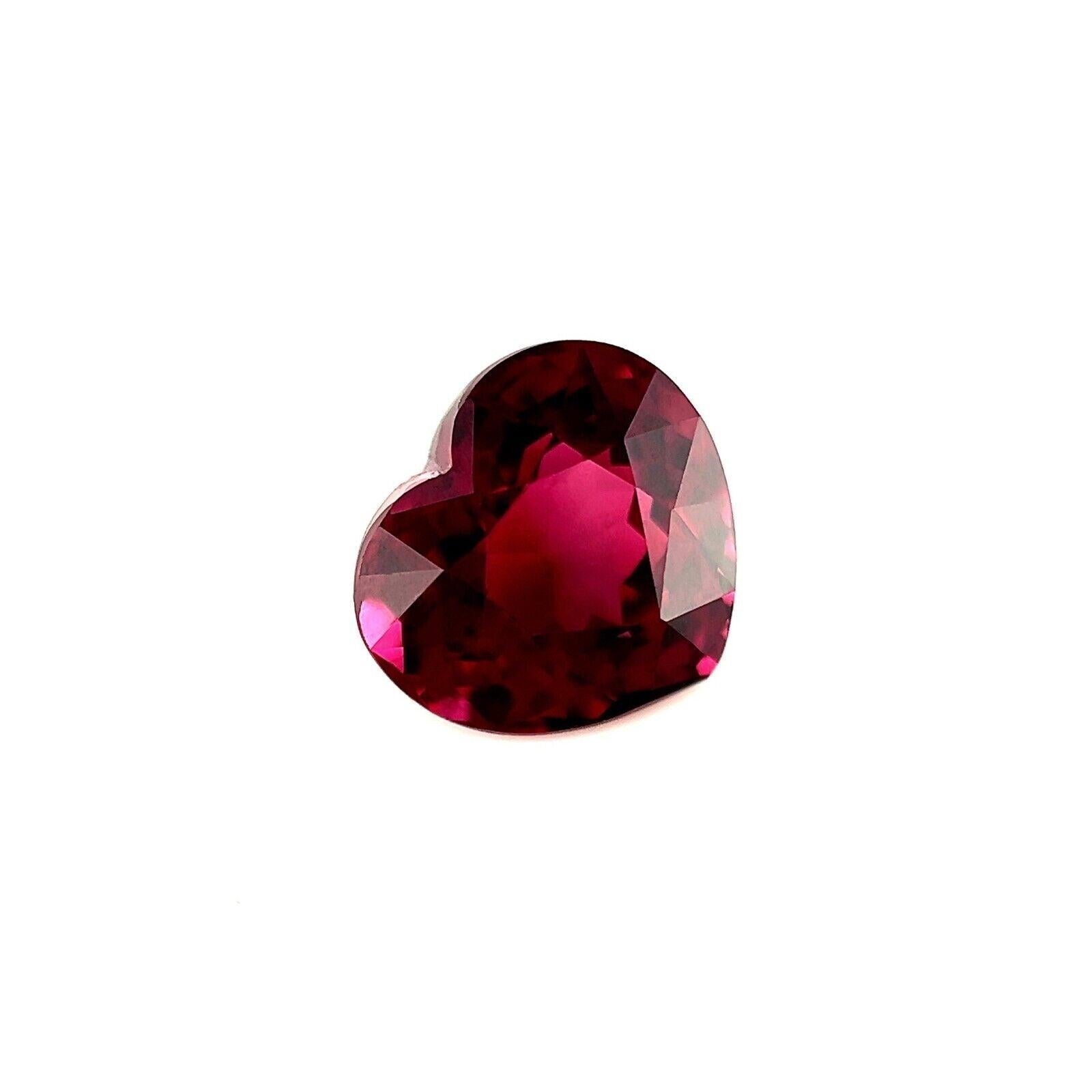 Fine 2.70ct Purplish Pink Rhodolite Garnet Heart Cut Loose Gem 8.4x7.6mm VS

Fine Natural Rhodolite Garnet Loose Gemstone.
2.70 Carat with a beautiful pink purplish colour and very good clarity, VS.
This stone also has an excellent heart cut with