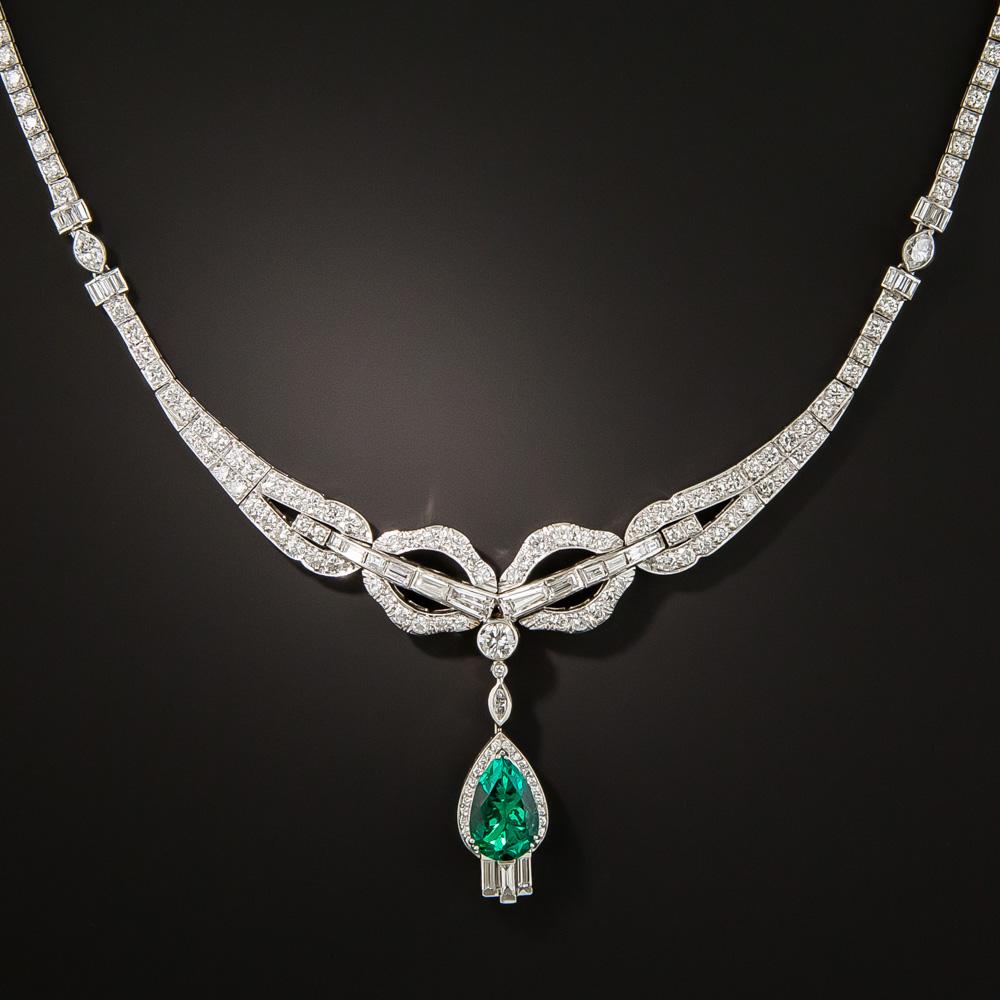 Fine 2.97 Carat Colombian Emerald and Diamond Necklace For Sale 1