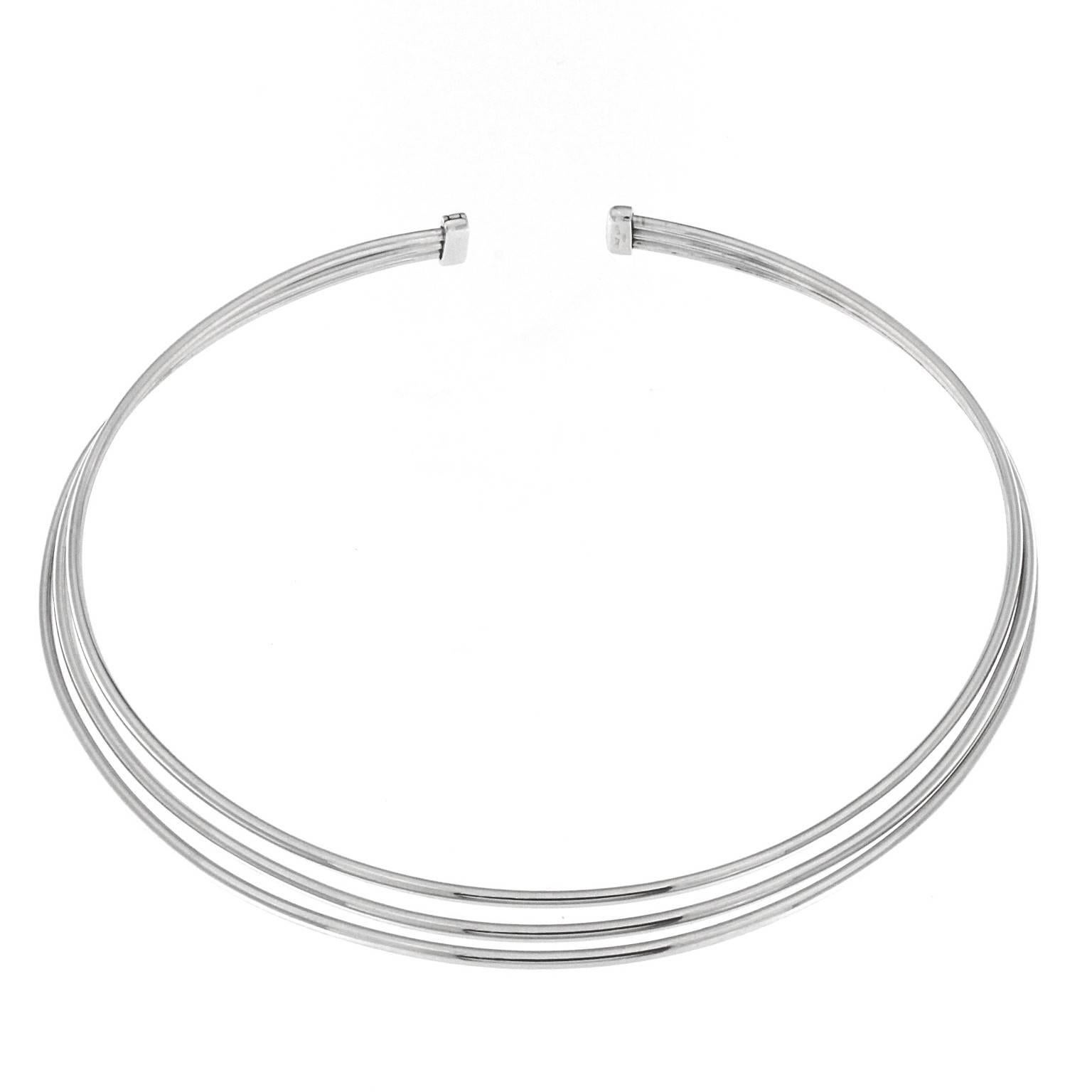 Fine Three Line Chocker Necklace in 18 Karat White Gold For Sale