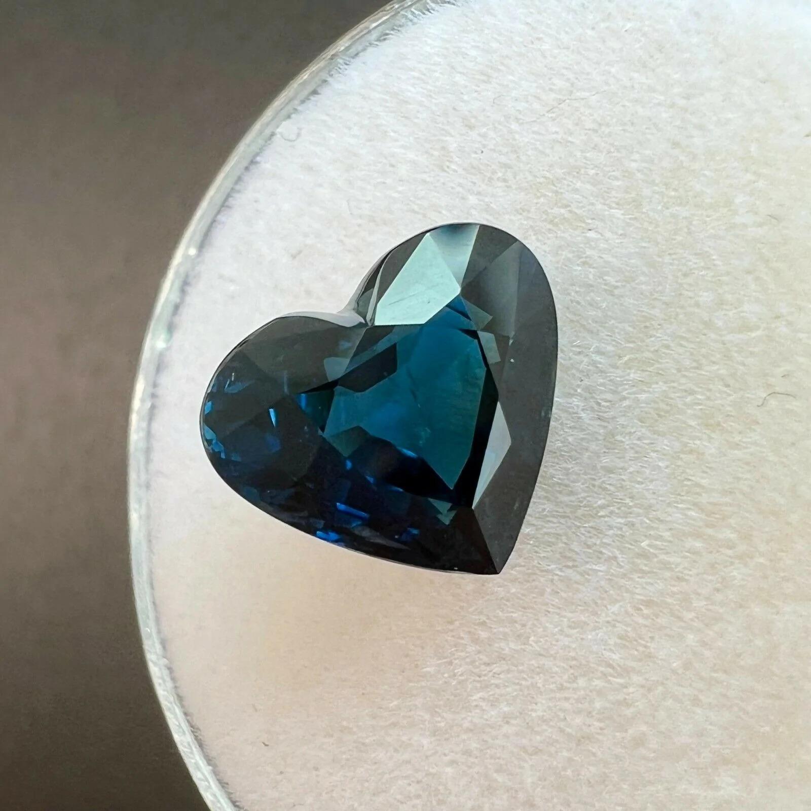 Women's or Men's Fine 3.08ct Deep Blue Natural Sapphire Heart Cut Loose Rare Gemstone For Sale