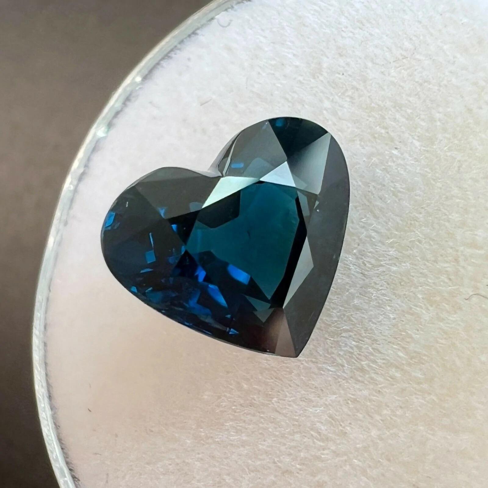 Fine 3.08ct Deep Blue Natural Sapphire Heart Cut Loose Rare Gemstone For Sale 3