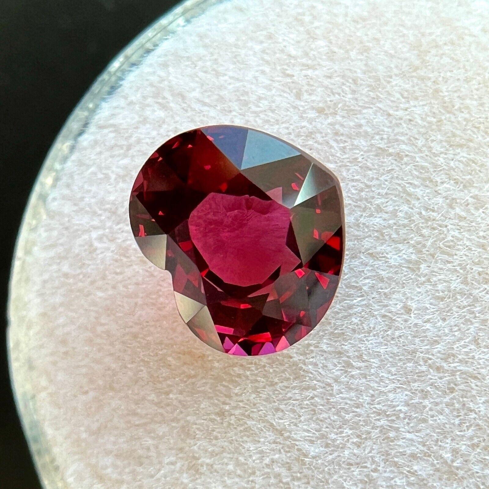 Fine 3.13 Carat Purplish Pink Rhodolite Garnet Heart Cut Loose Gemstone VVS In New Condition For Sale In Birmingham, GB