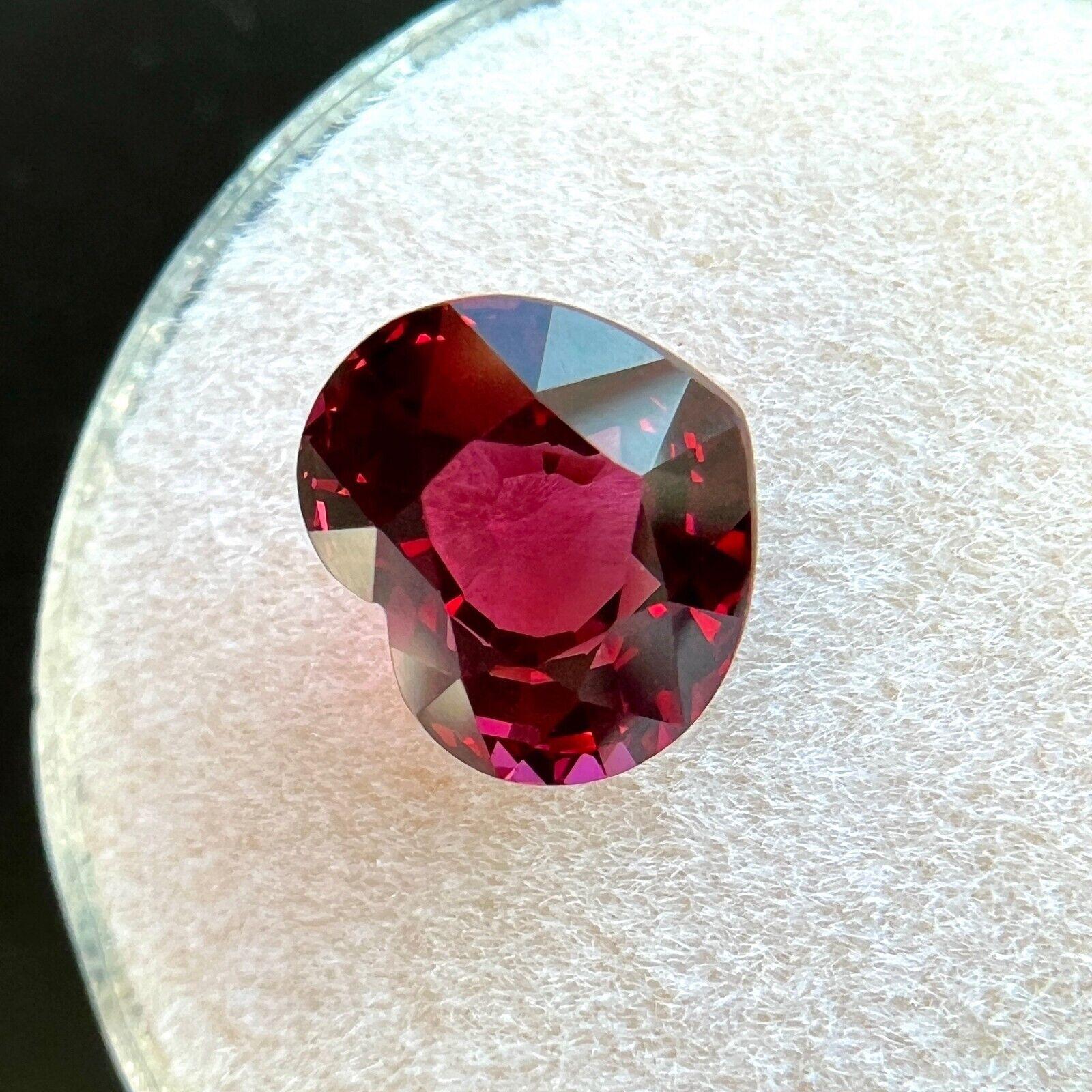 Fine 3.13 Carat Purplish Pink Rhodolite Garnet Heart Cut Loose Gemstone VVS For Sale 1