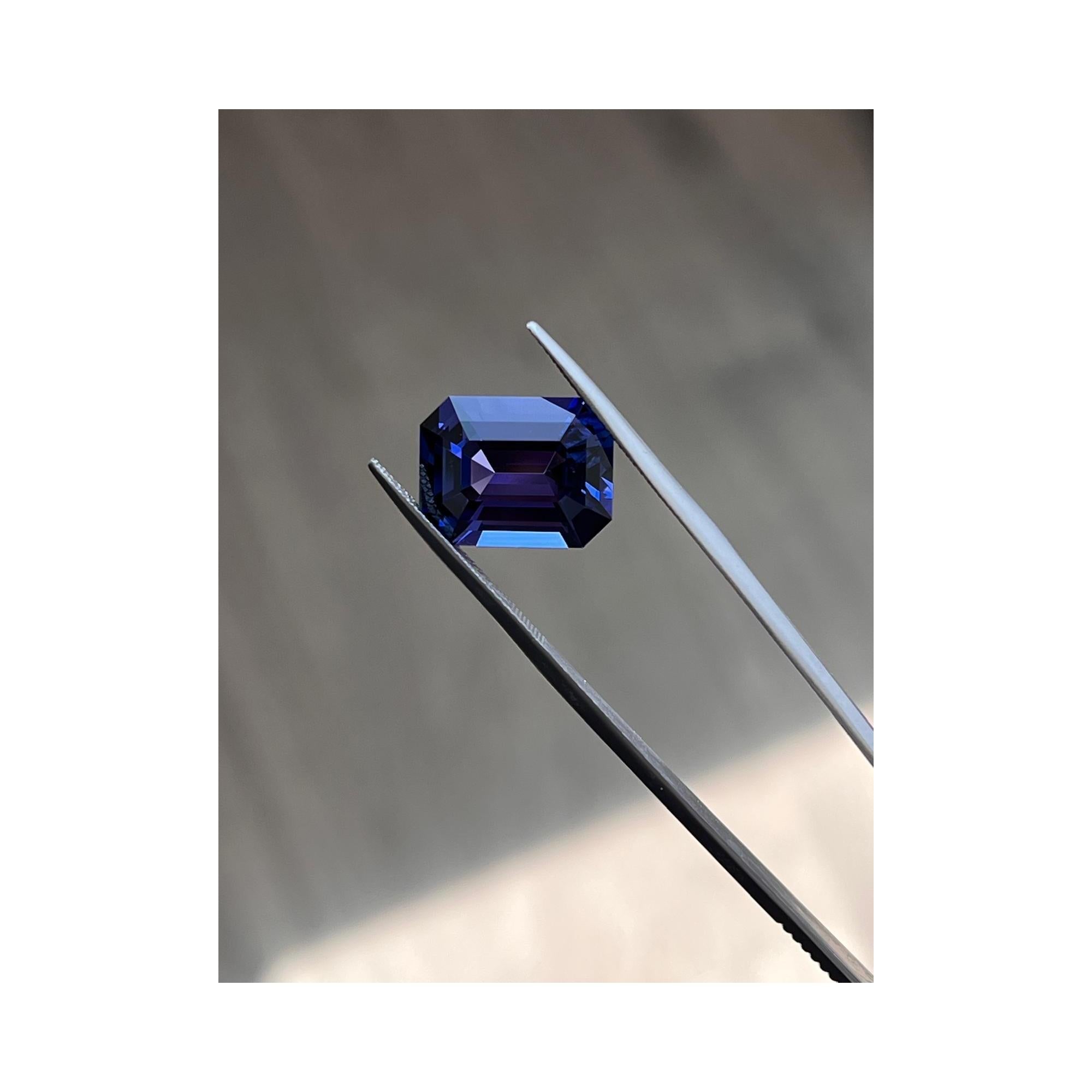 Feiner 9,99-Karat Tansanit Smaragd-Schliff - GIA Loser Edelstein - Merkaba Schmuck im Angebot 1