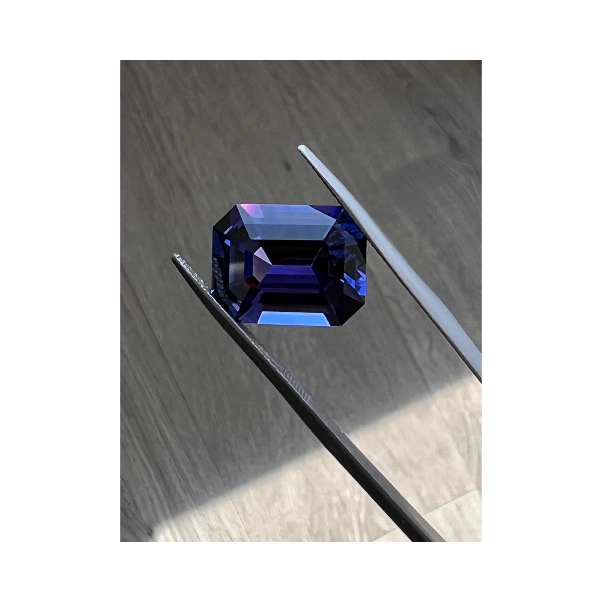 Feiner 9,99-Karat Tansanit Smaragd-Schliff - GIA Loser Edelstein - Merkaba Schmuck im Angebot 3