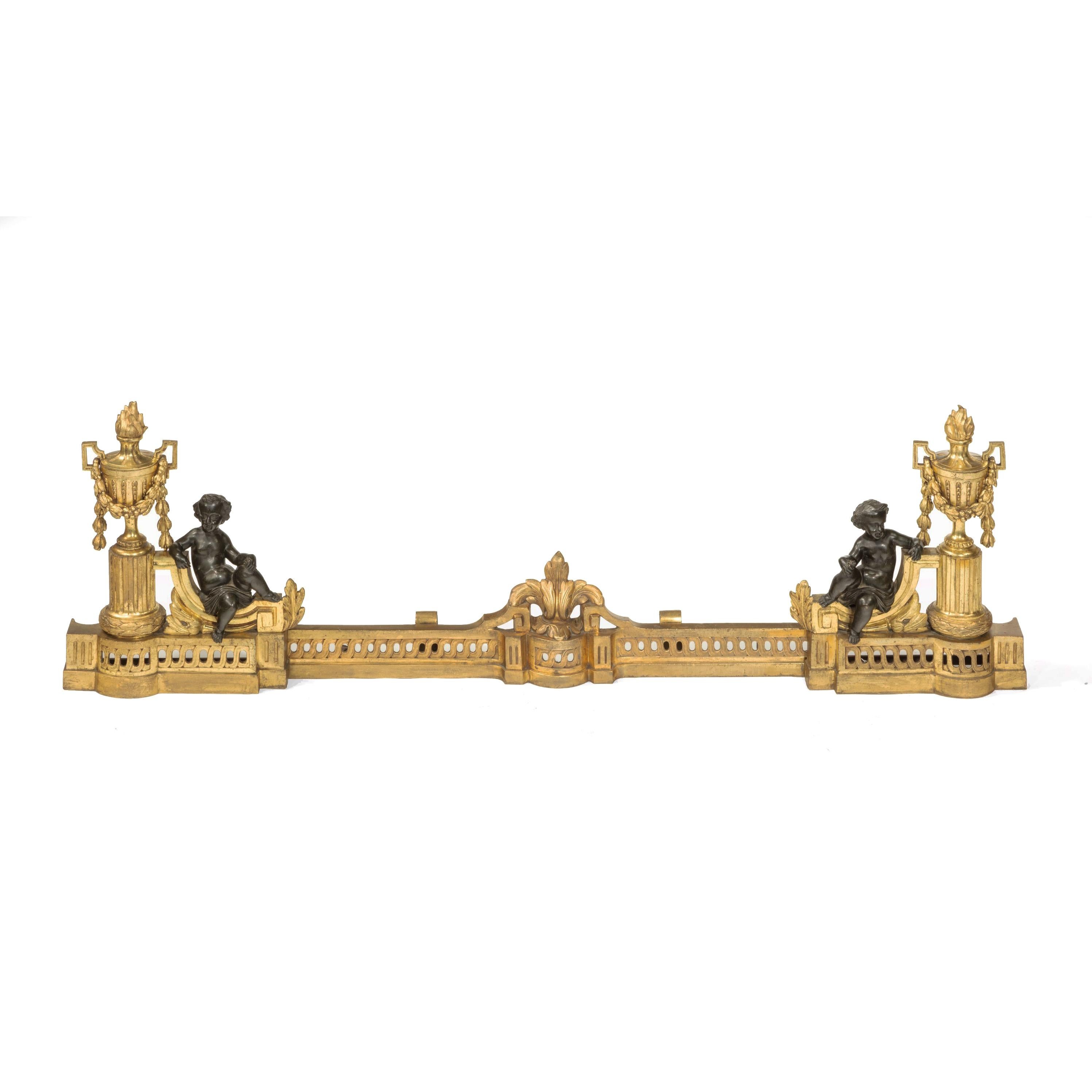 Fine Adjustable Fireplace Fender, Gilt Chenets and Bronze Putti’s, 19th Century 5