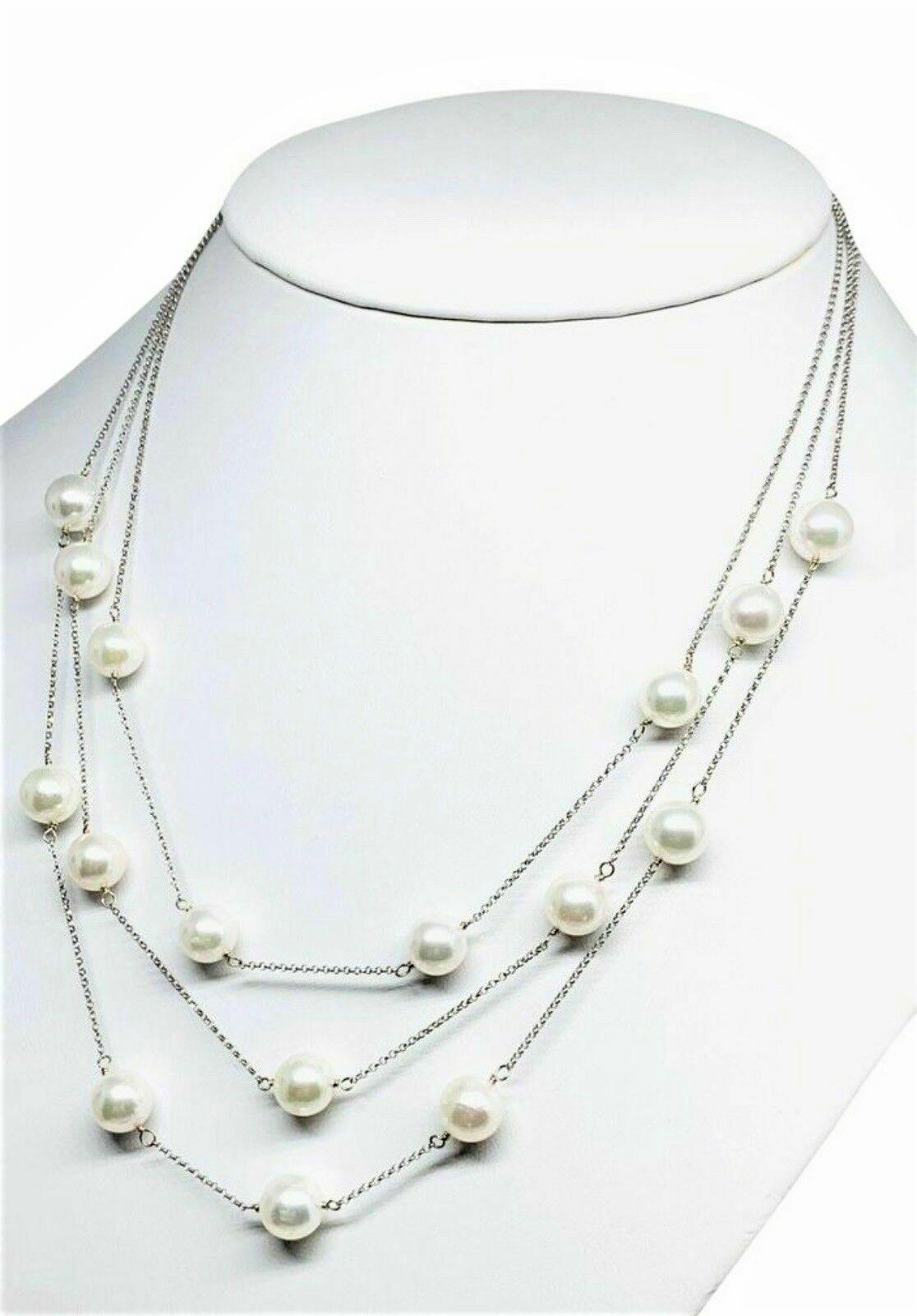 Collier à trois rangs de perles Akoya en or 14 carats certifiées Pour femmes en vente