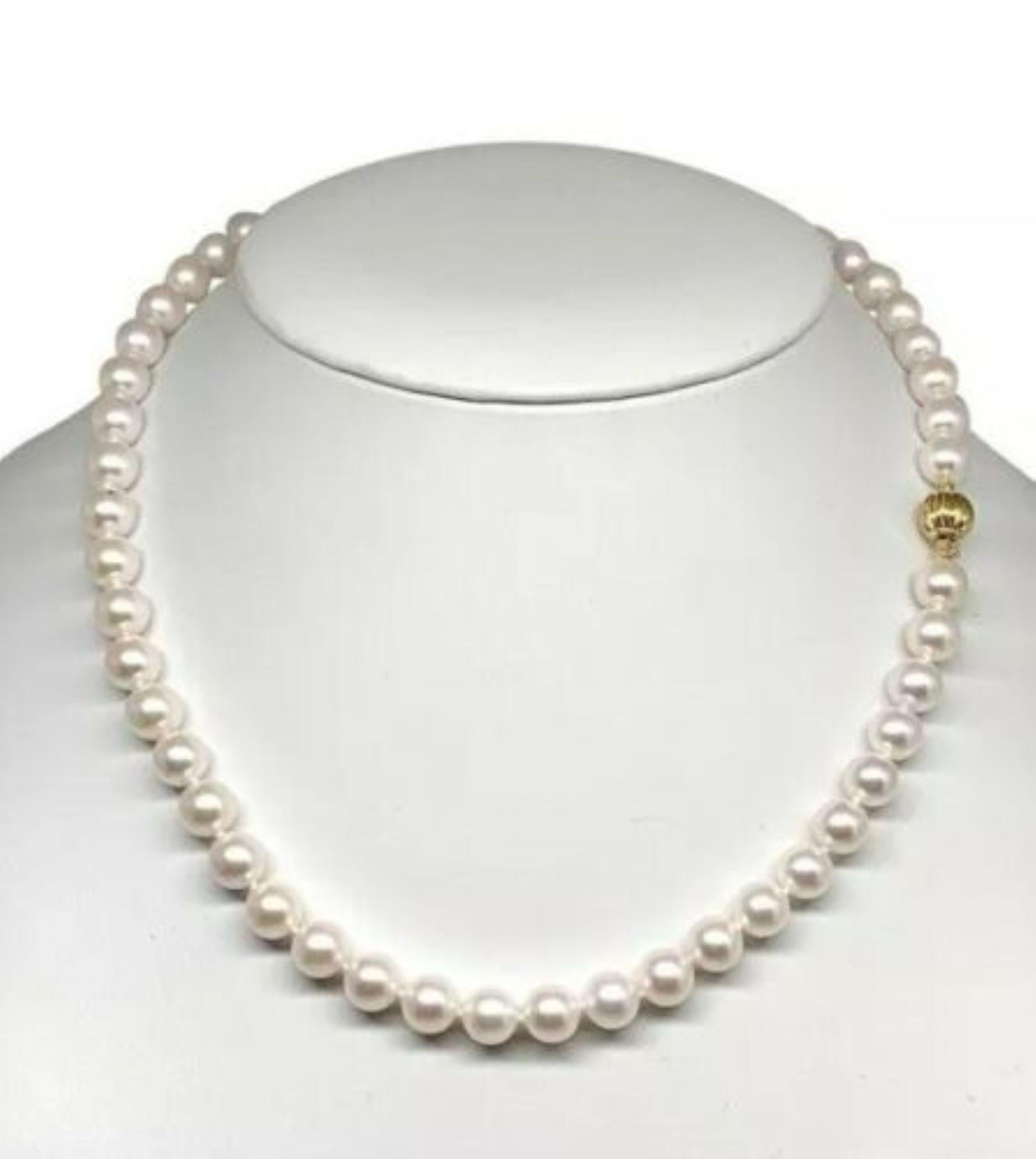 women's pearl necklaces