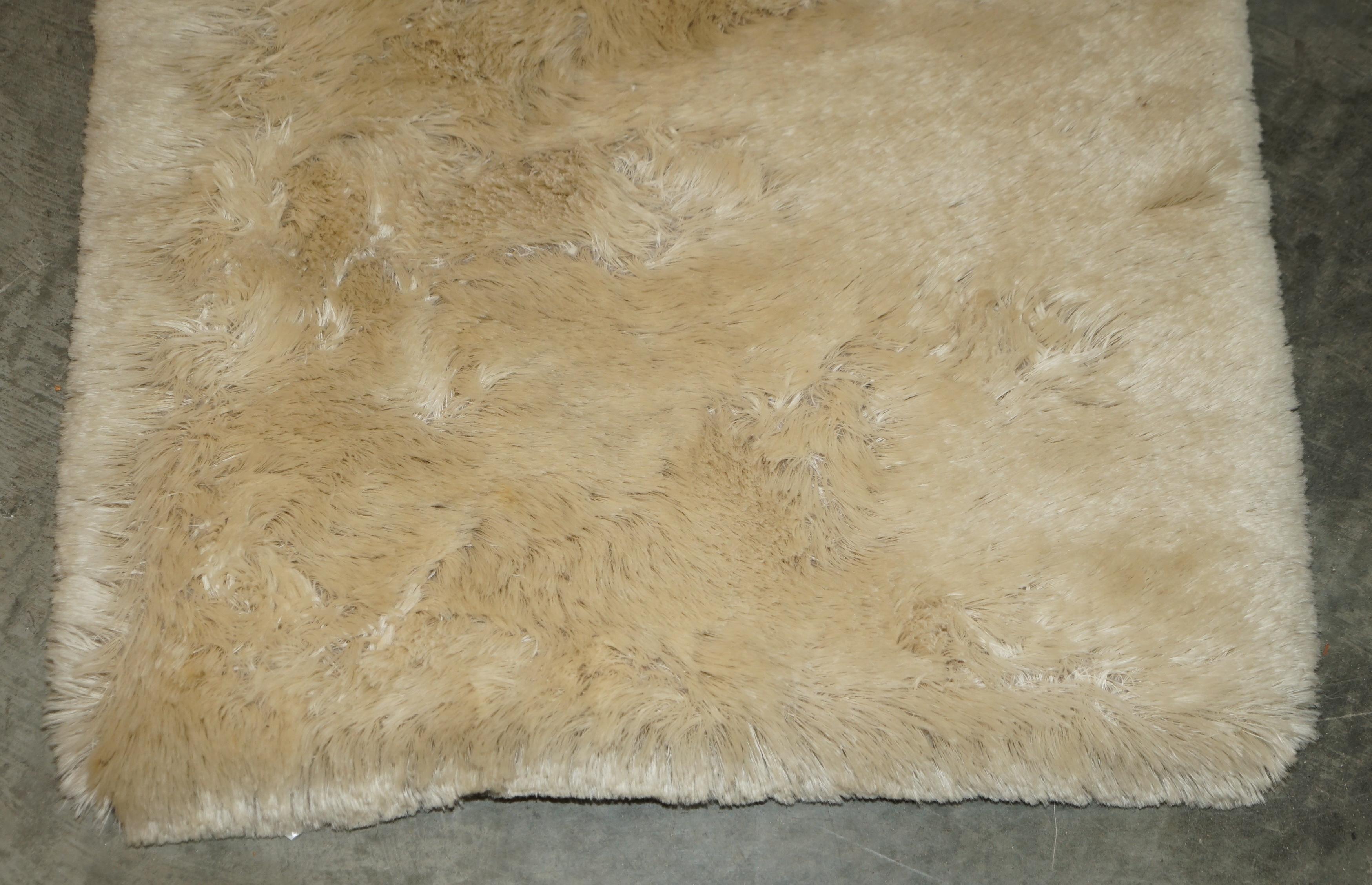 reiner, hochwertiger Mohair-Teppich von Allander für das Wohnzimmer im Angebot 8