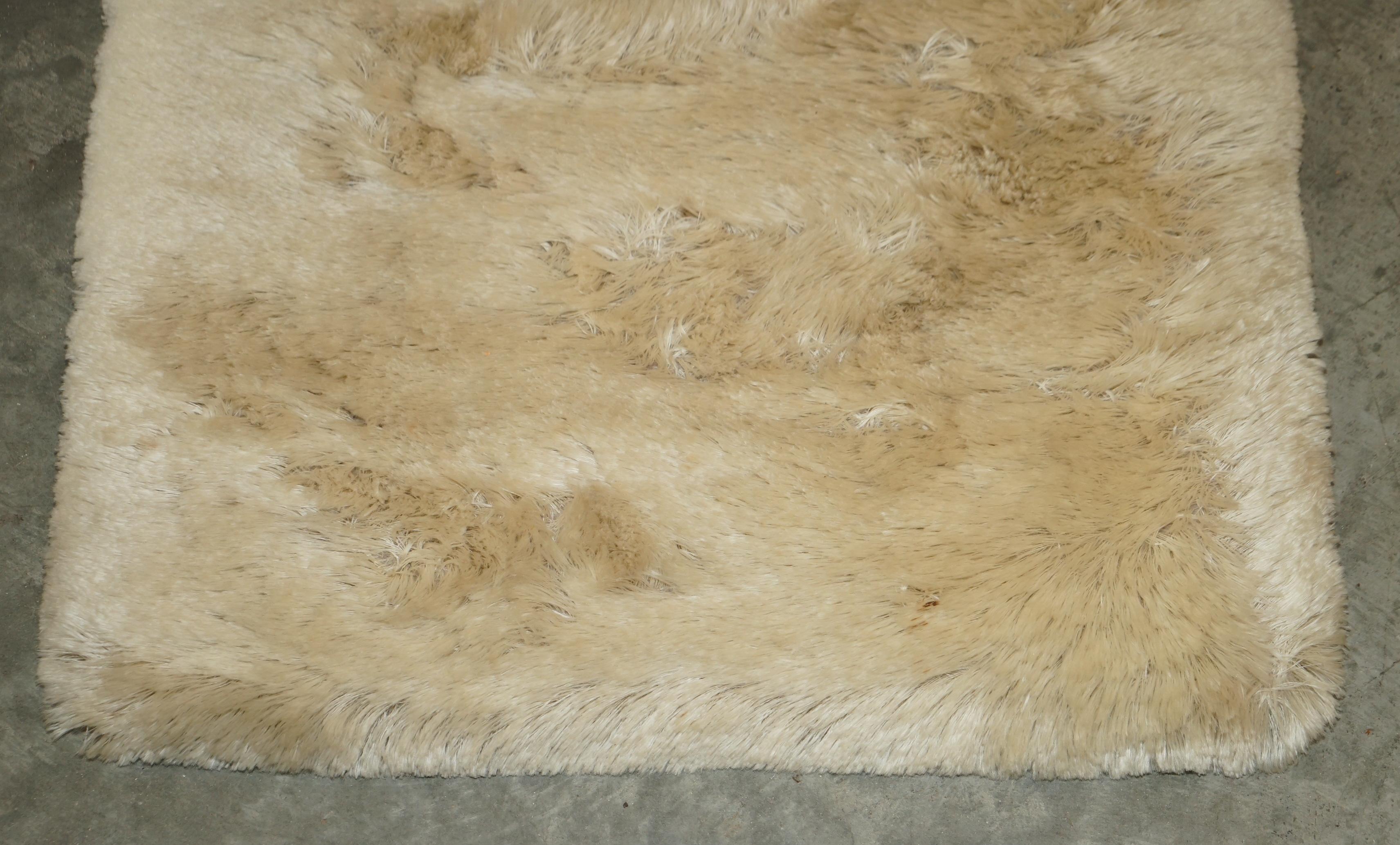 reiner, hochwertiger Mohair-Teppich von Allander für das Wohnzimmer im Angebot 9